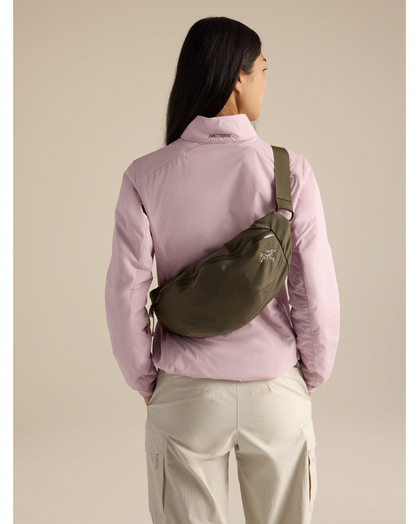 Axios 4 Crossbody
