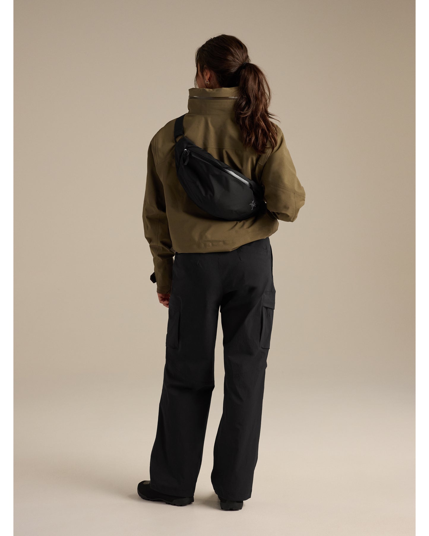 Axios 4 Crossbody