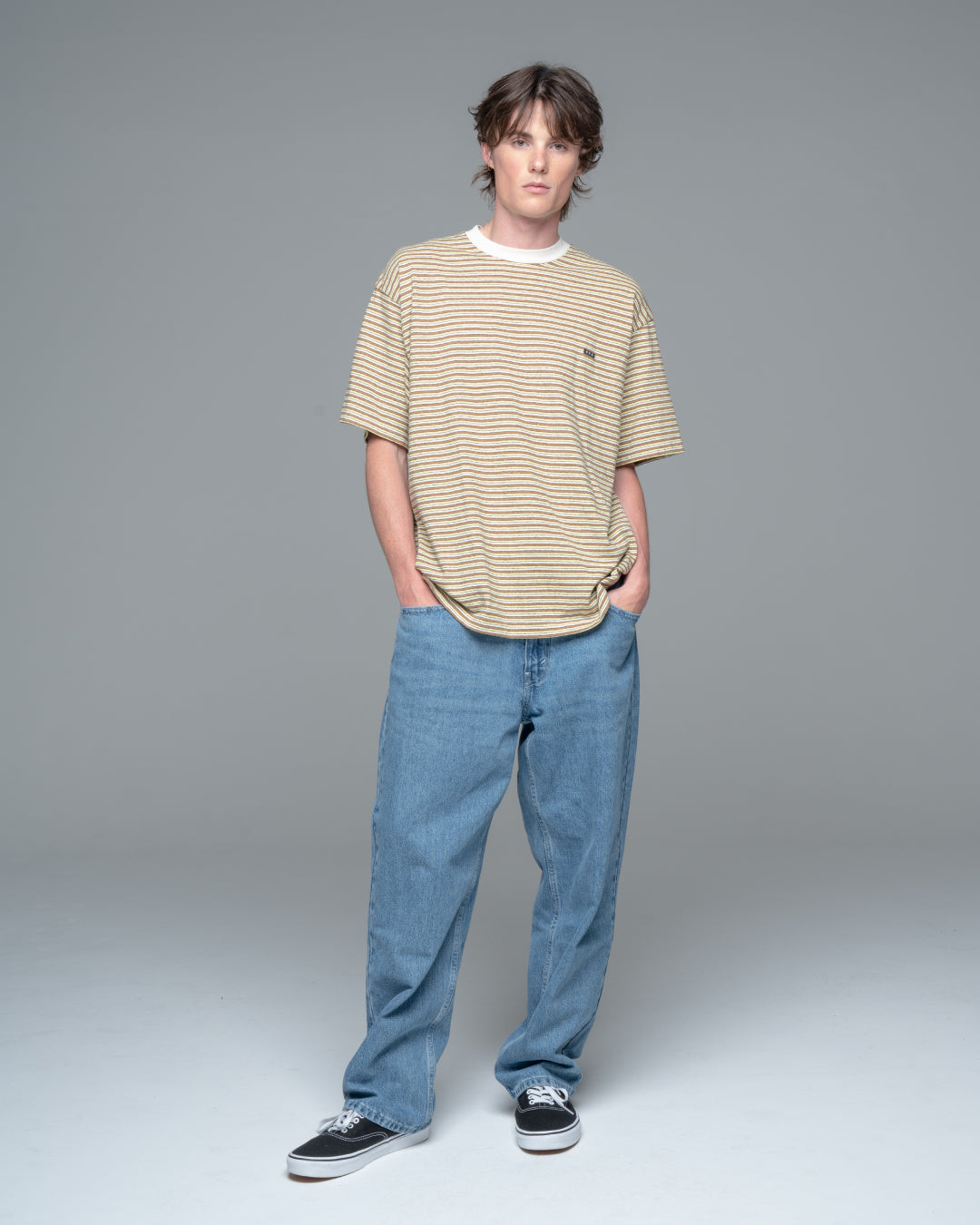 BORDER T-SHIRT