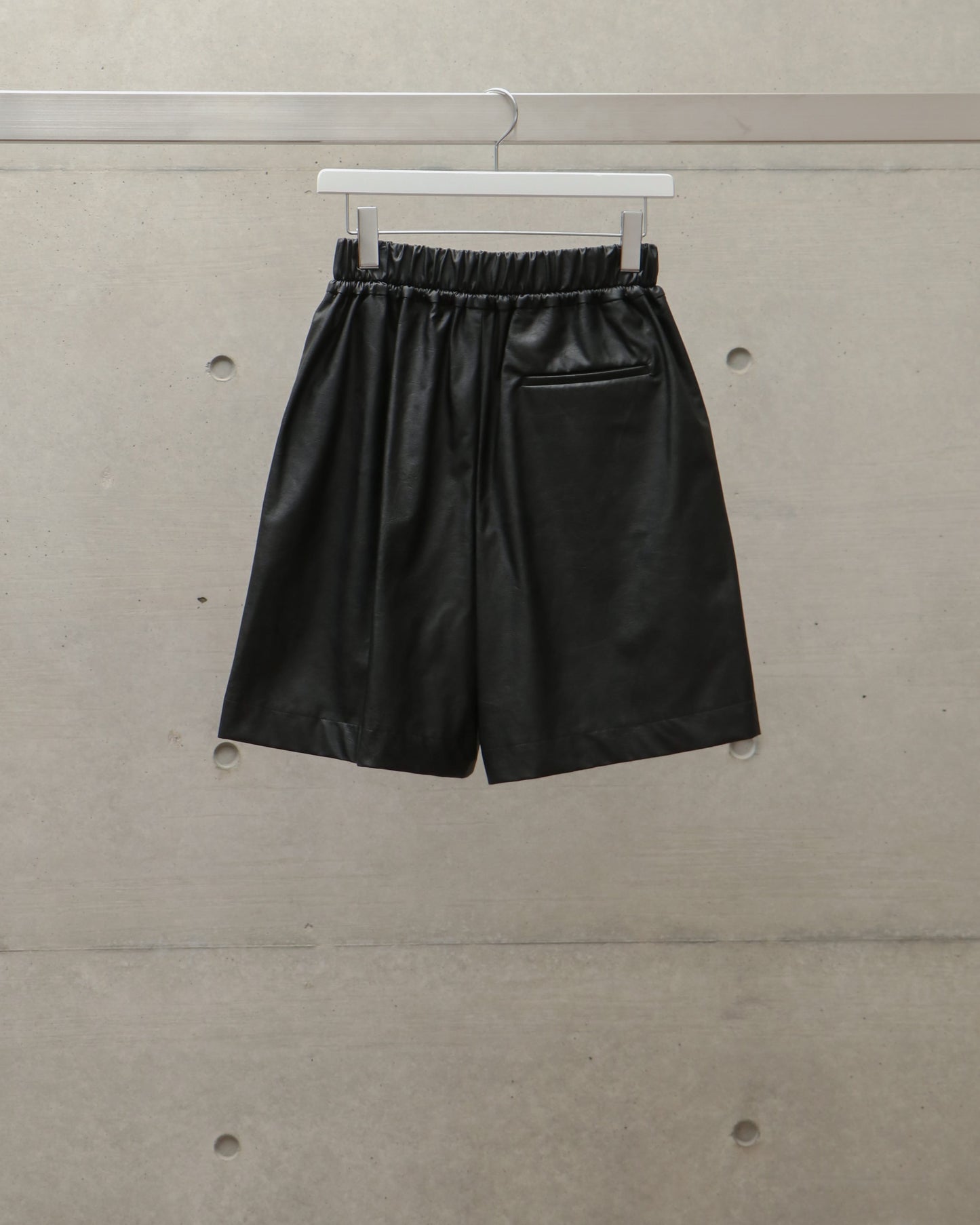 SYNTHETIC LEATHER SHORTS