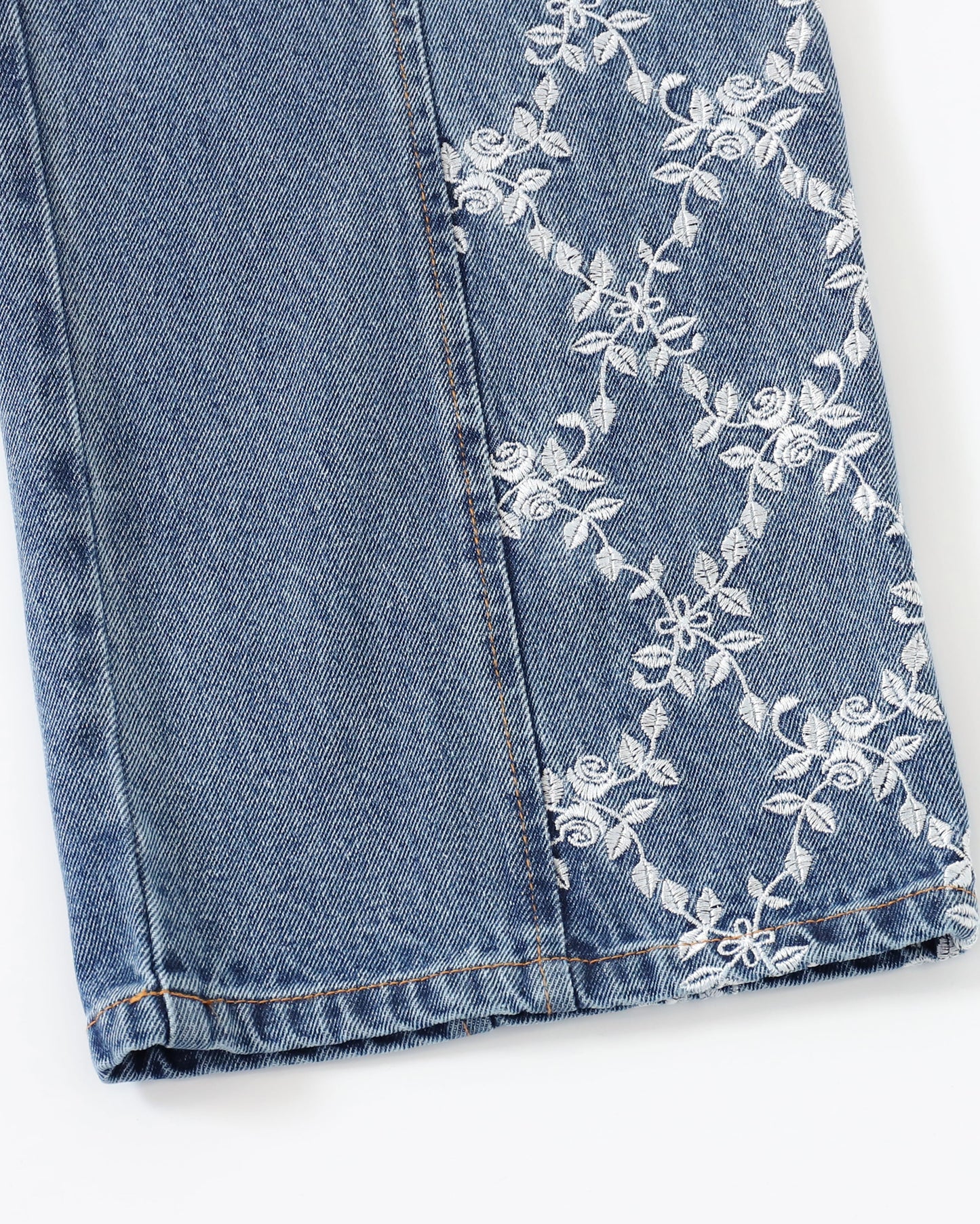 FLOWER EMBROIDERED WIDE JEANS