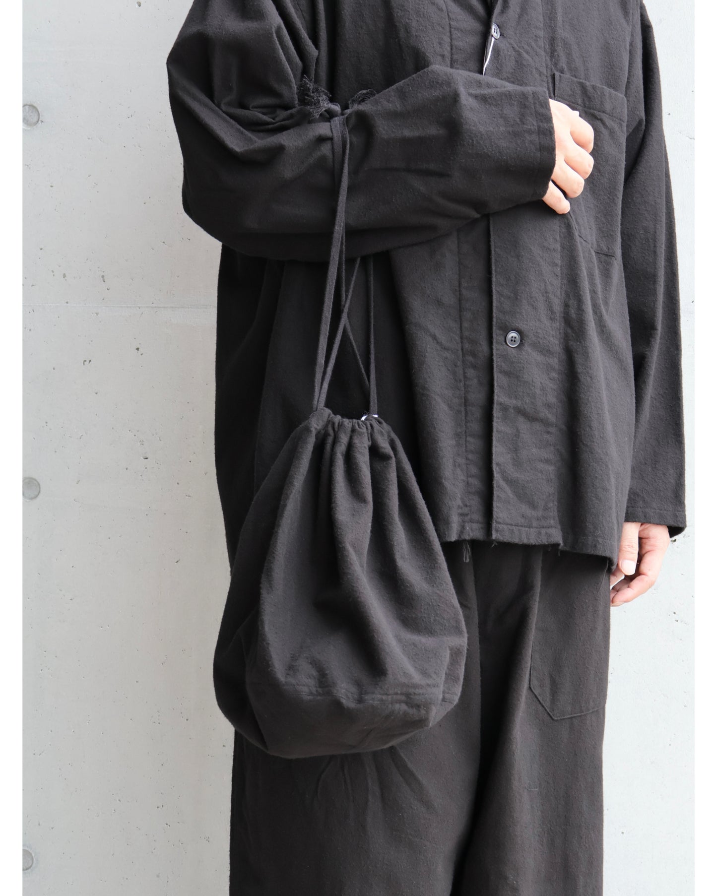 コットンネル ポーチ BLACK
