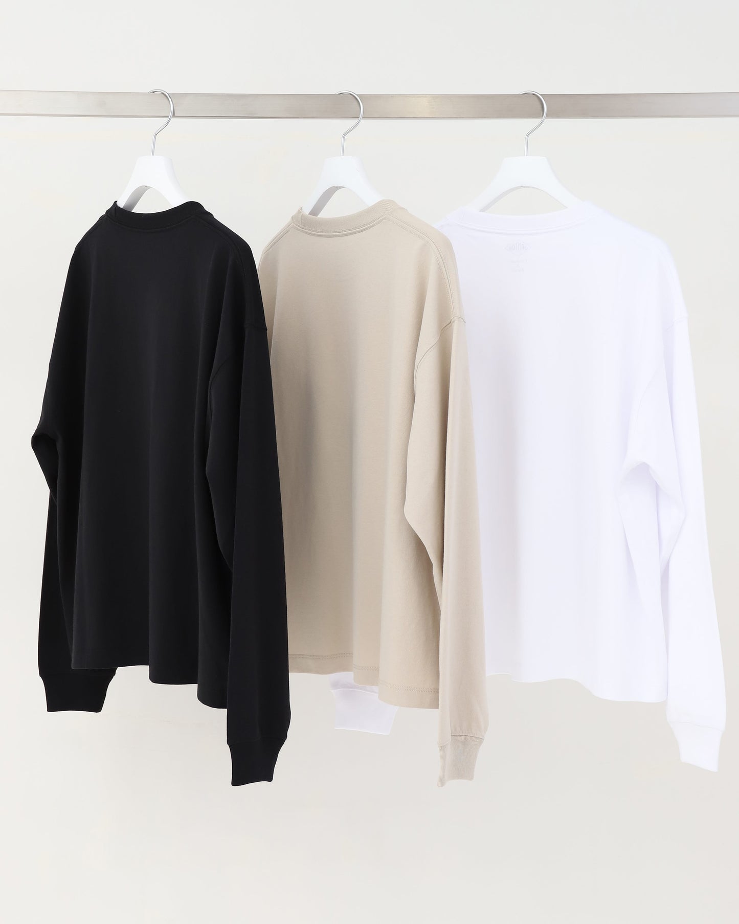 LONG SLEEVE T -SHIRT