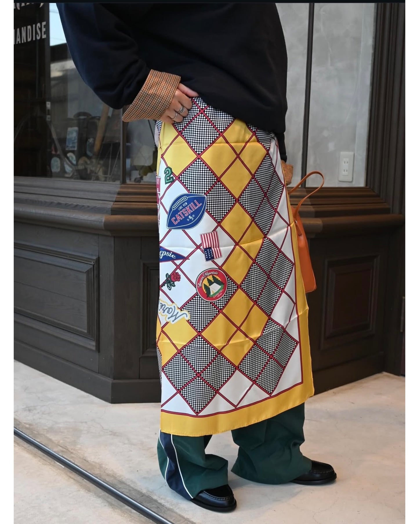 NEW YORK PATCHES SCARF