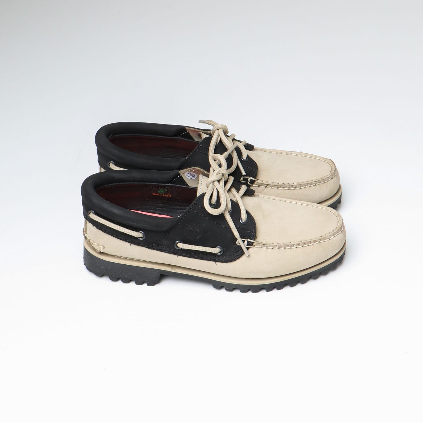 AUTHENTIC HANDSEWN BOAT SHOES