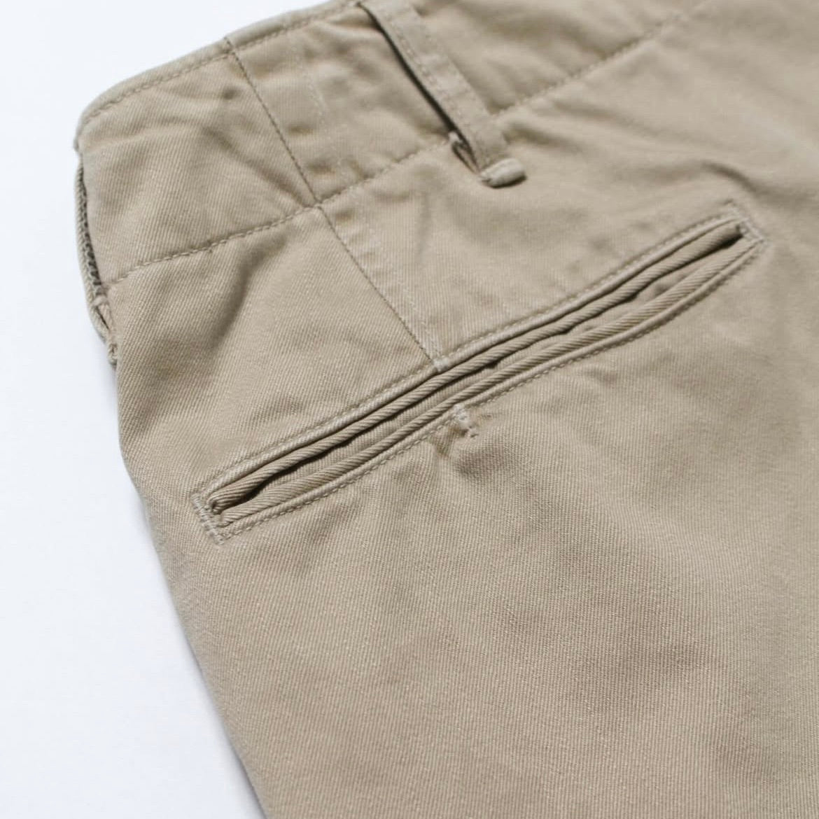41 KHAKI TROUSERS AGED