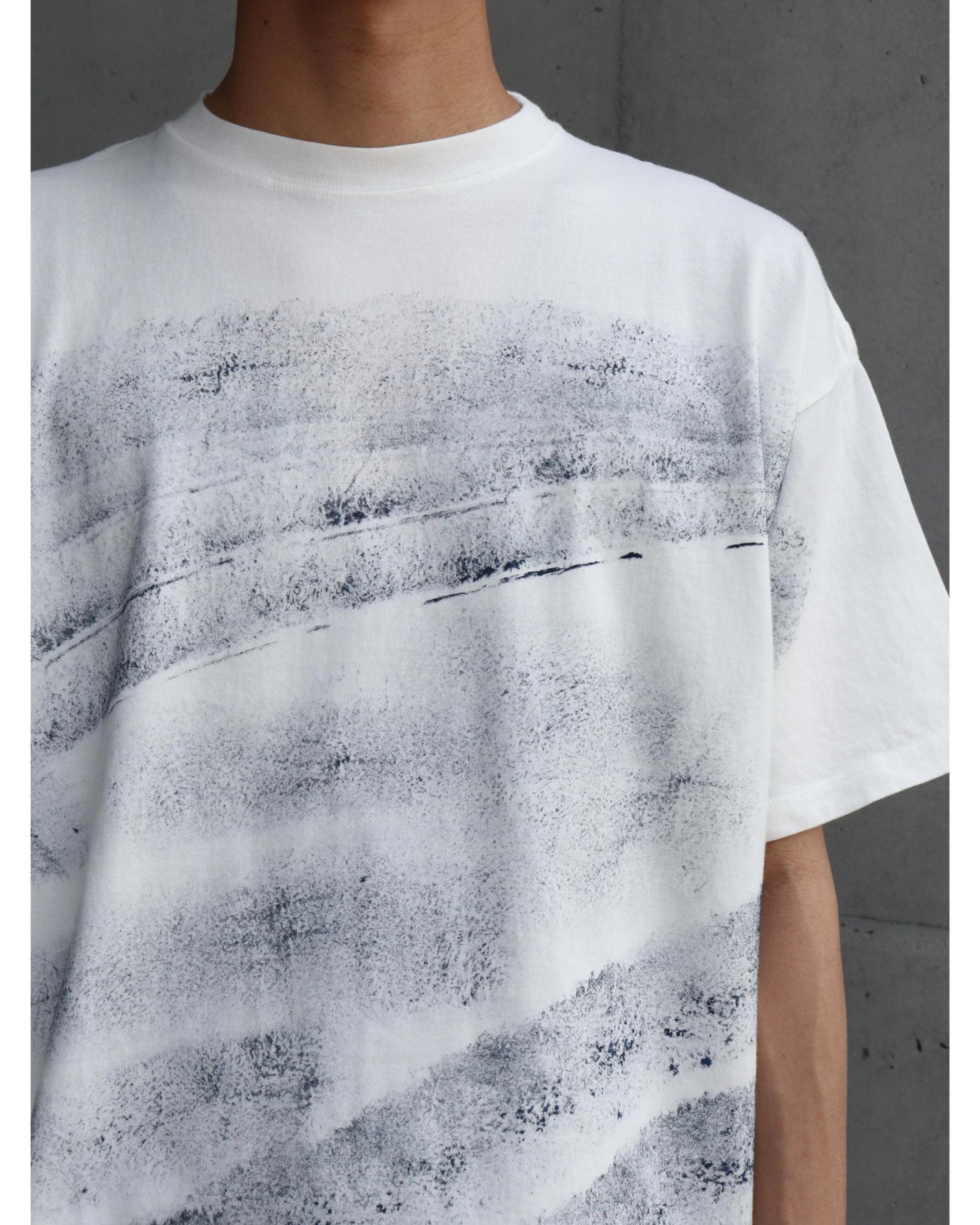 ABSTRACT PAINTED T-SHIRT  WHITE