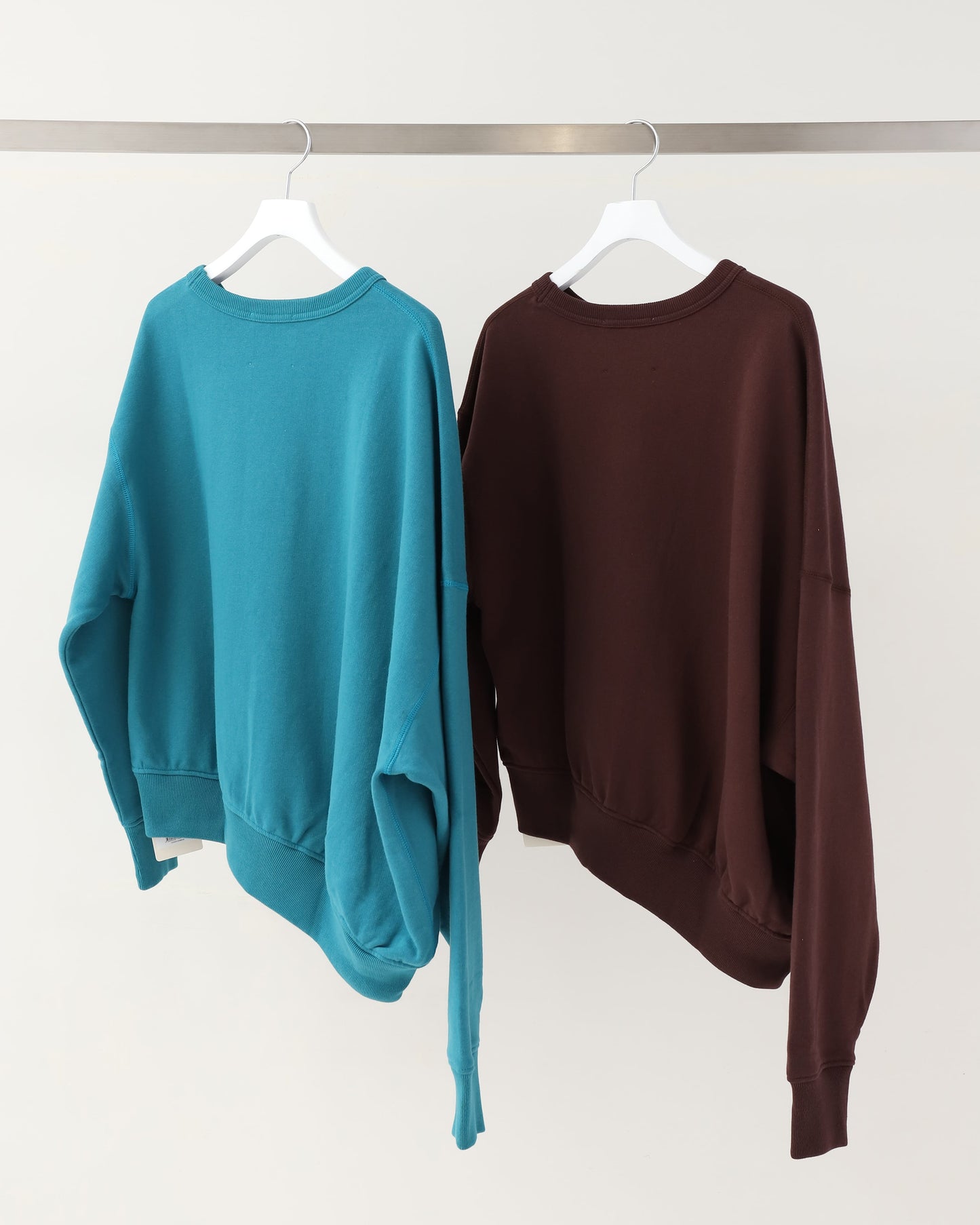 Asymmetry Sweat Shirt