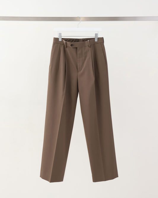 LIGHT WOOL MAX GABARDINE TWO-TUCK SLACKS TOP BROWN