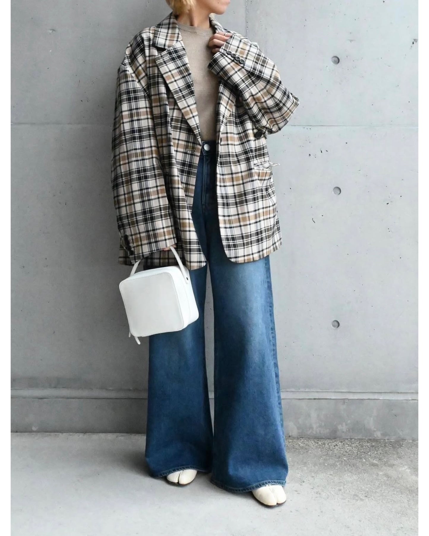 BASIC COMPACT KNIT TOPS