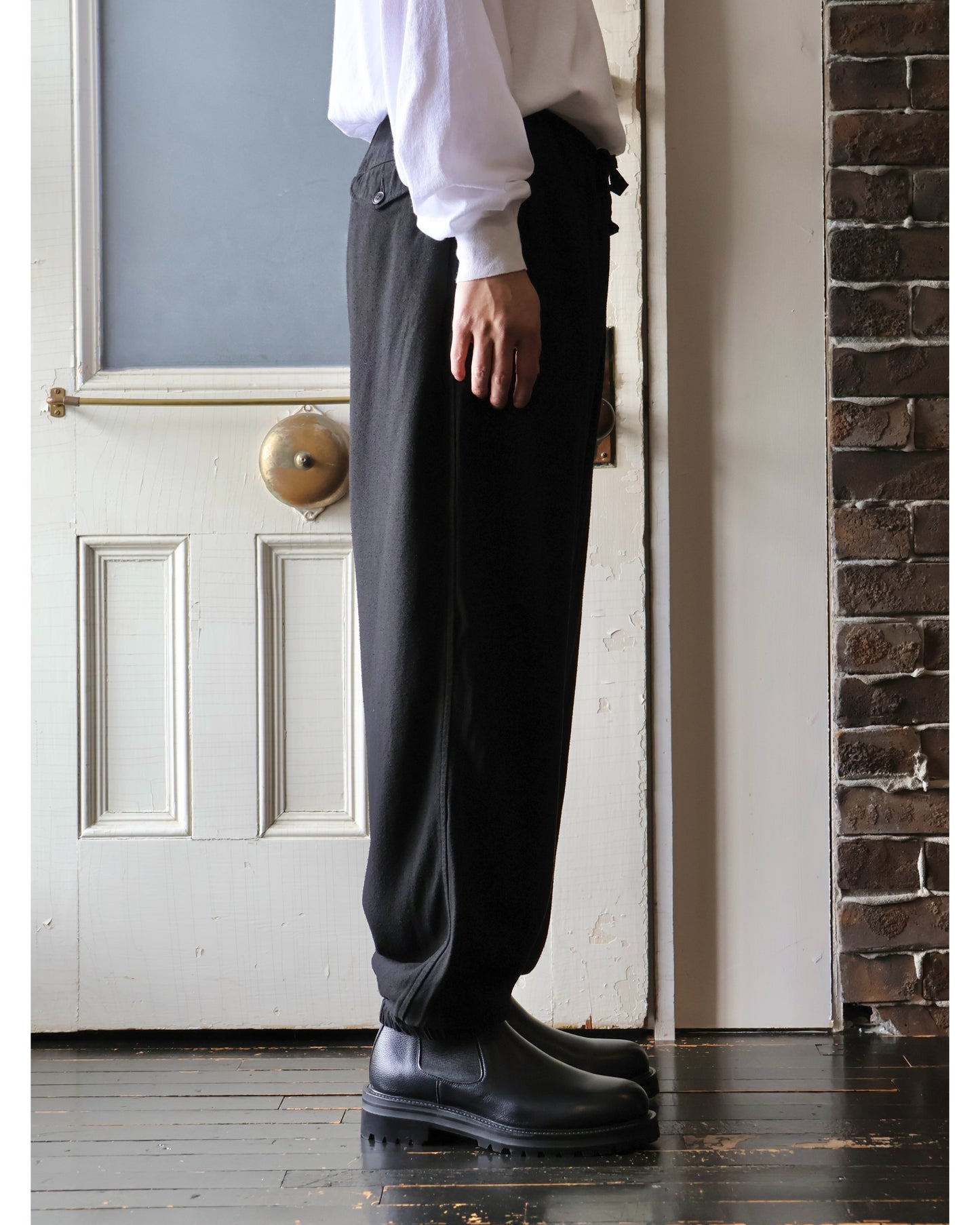 シルクネップ ドローストリングパンツ BLACK