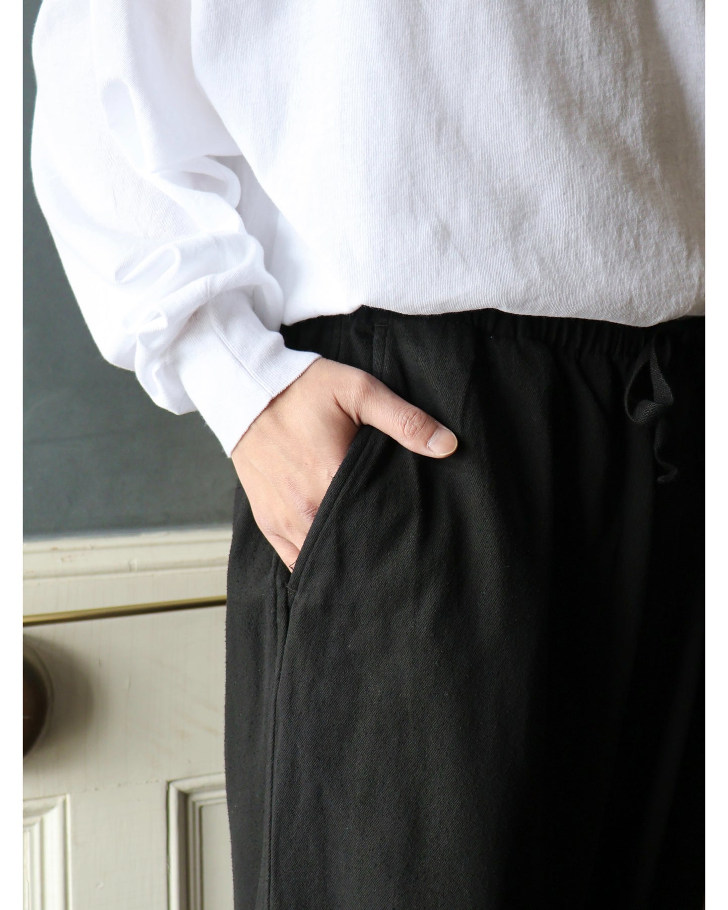 シルクネップ ドローストリングパンツ BLACK