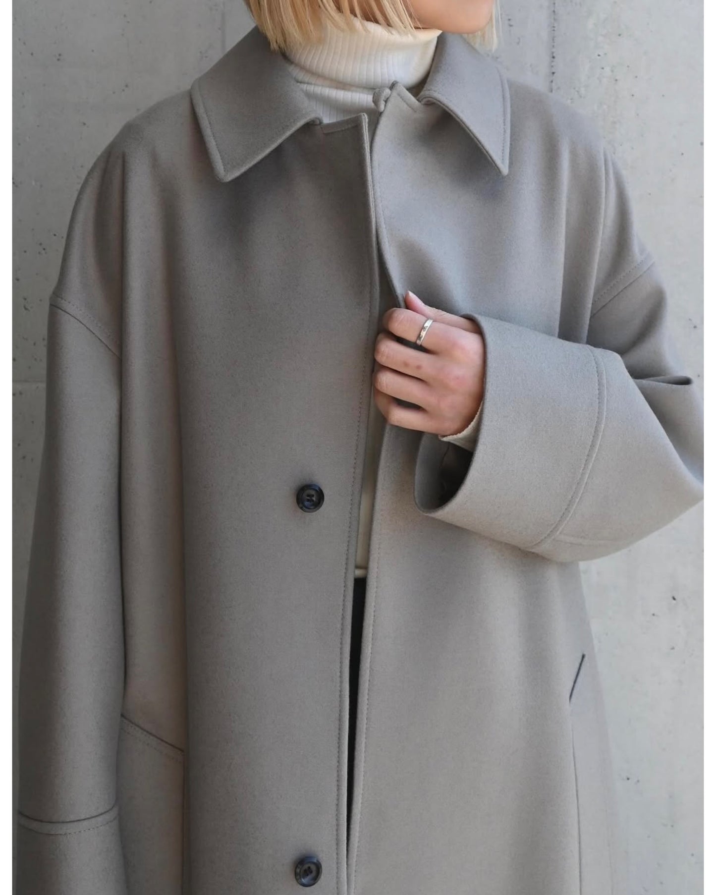 THE BAL COLLAR COAT