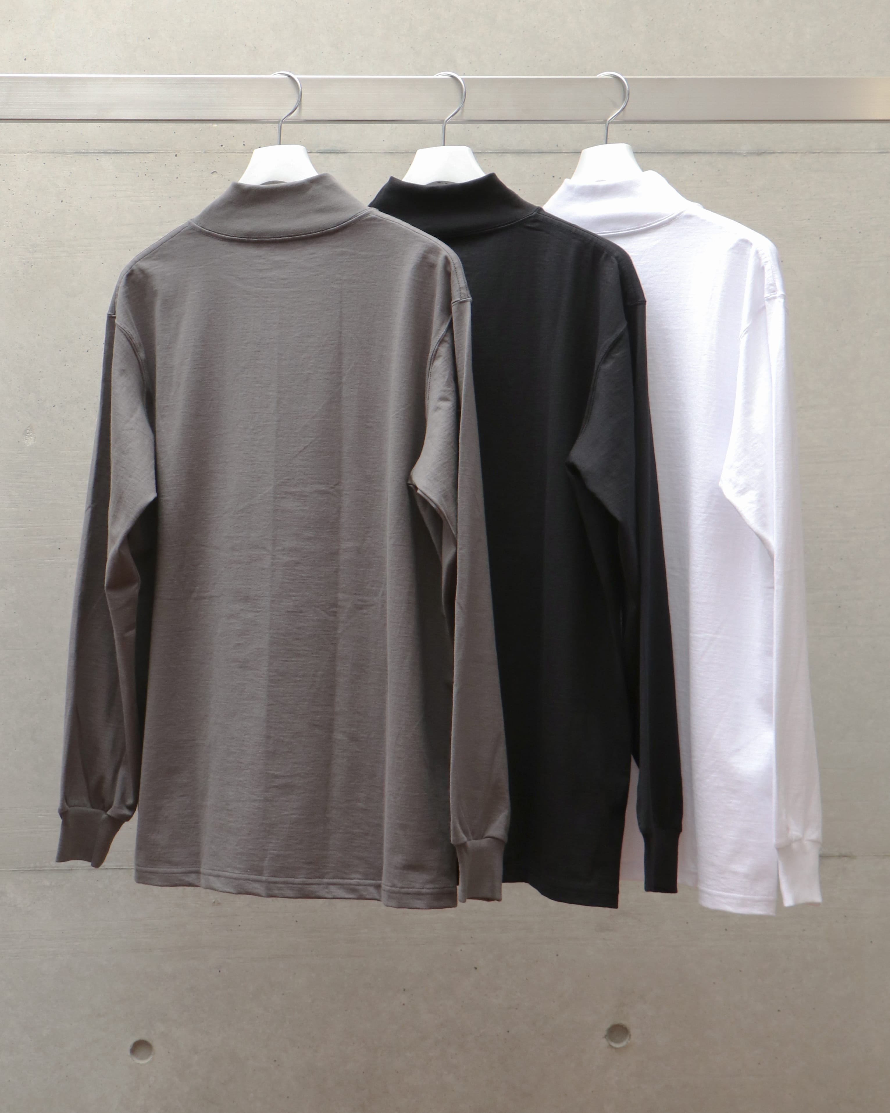 L/S Mock Neck Tee – TIME AFTER TIME