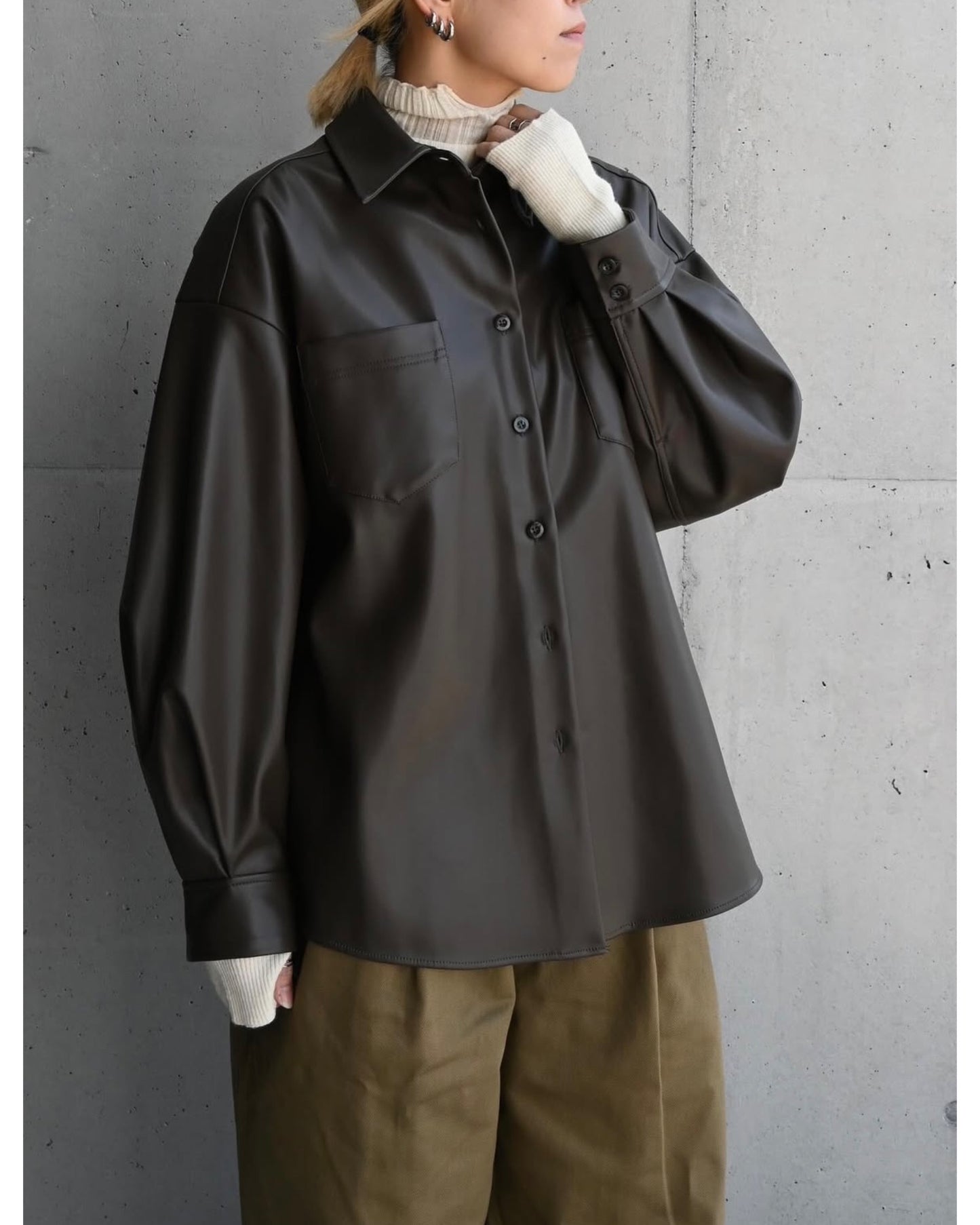 VARIETY MATERIAL OVER SH