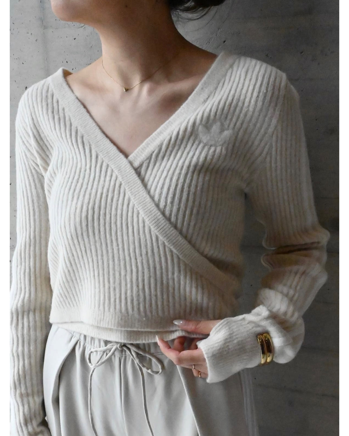 ADILUNA SEASON 2 × JENNIE WRAP AROUND CARDIGAN