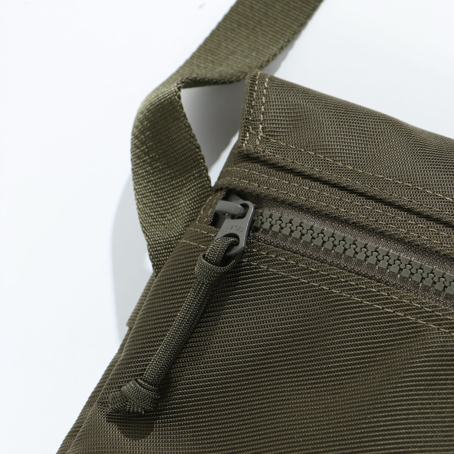 UNIT SHOULDER BAG