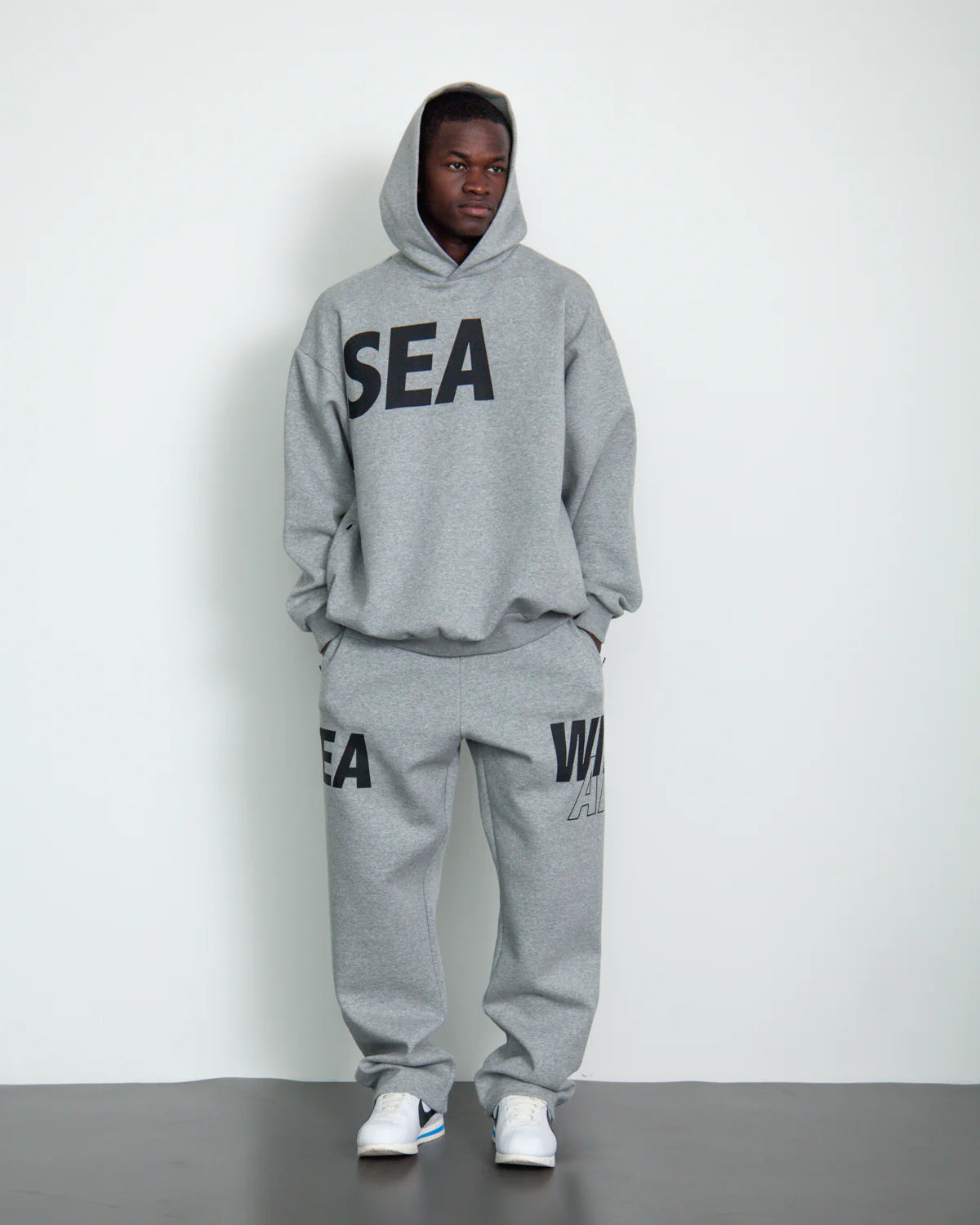 RELAXED FIT HOODED PONTE SWEATSHIRT