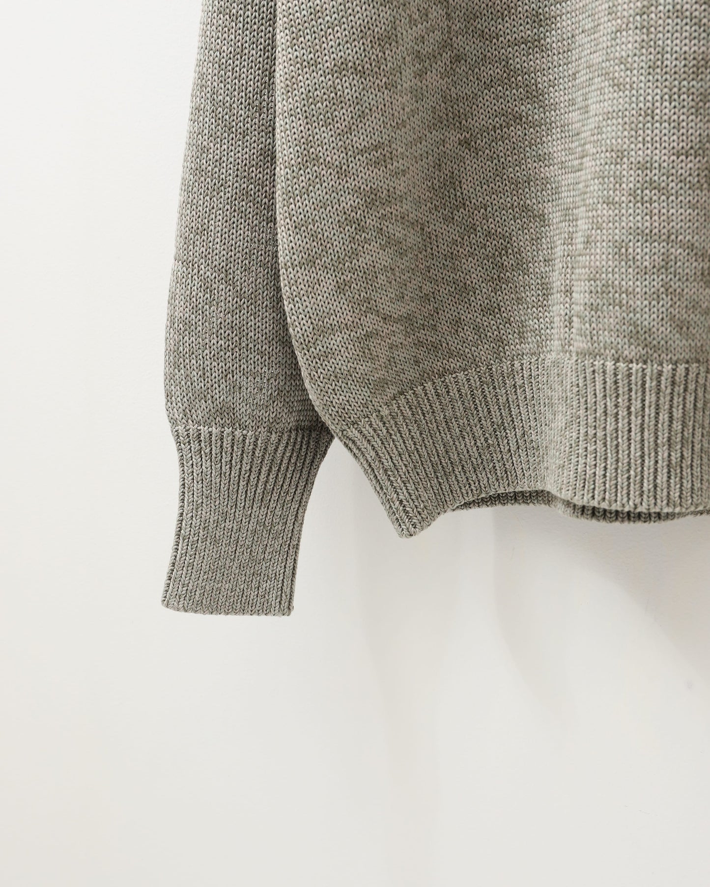 Washed cotton  Crewneck  OLIVE