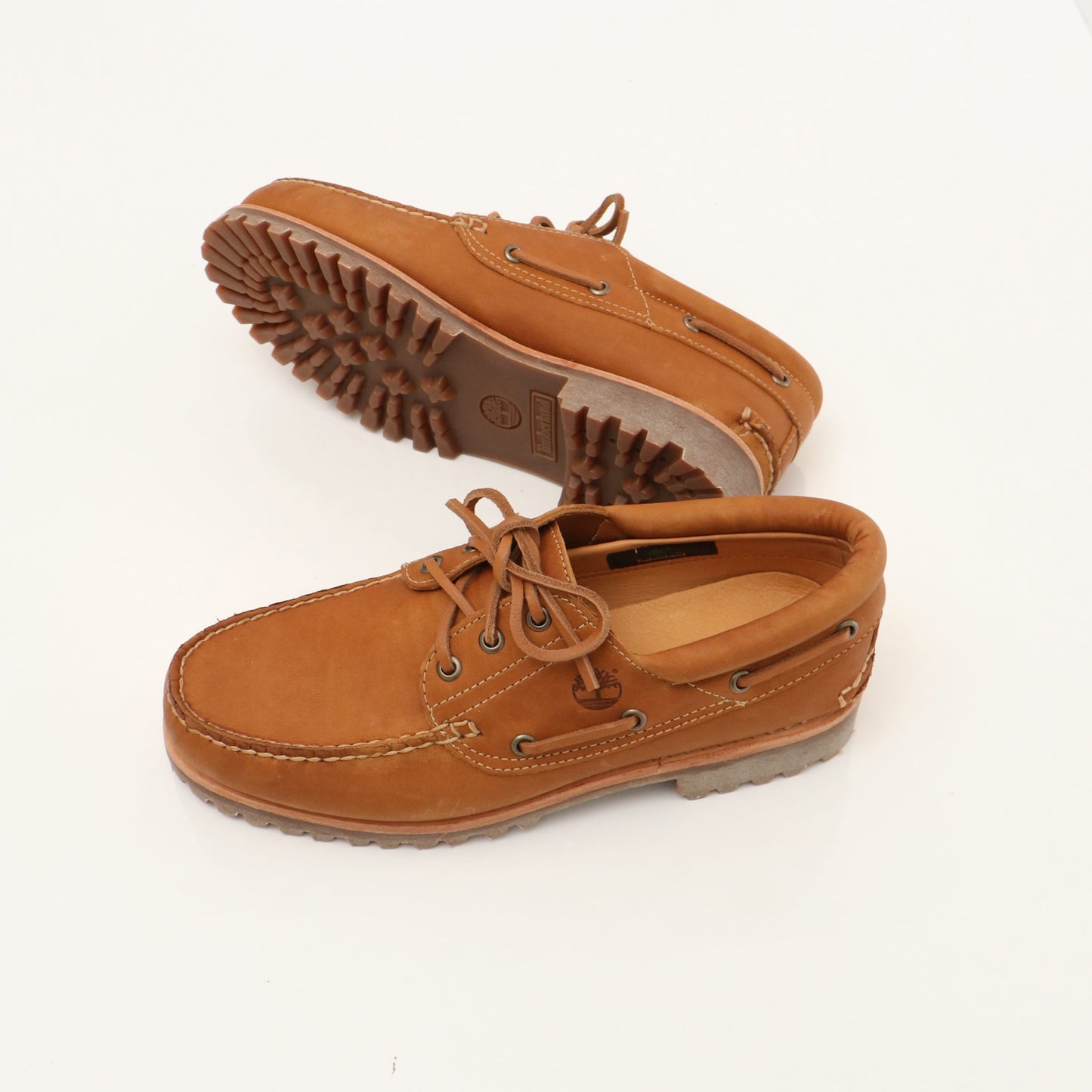 AUTHENTIC HANDSEWN BOAT SHOES