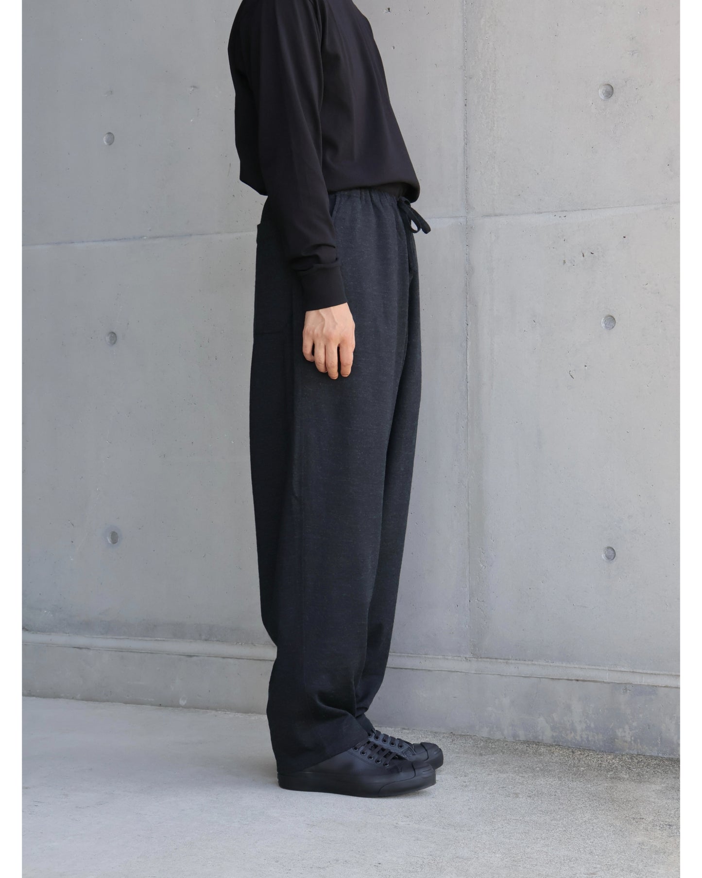 ウールニット テーパードパンツ CHARCOAL