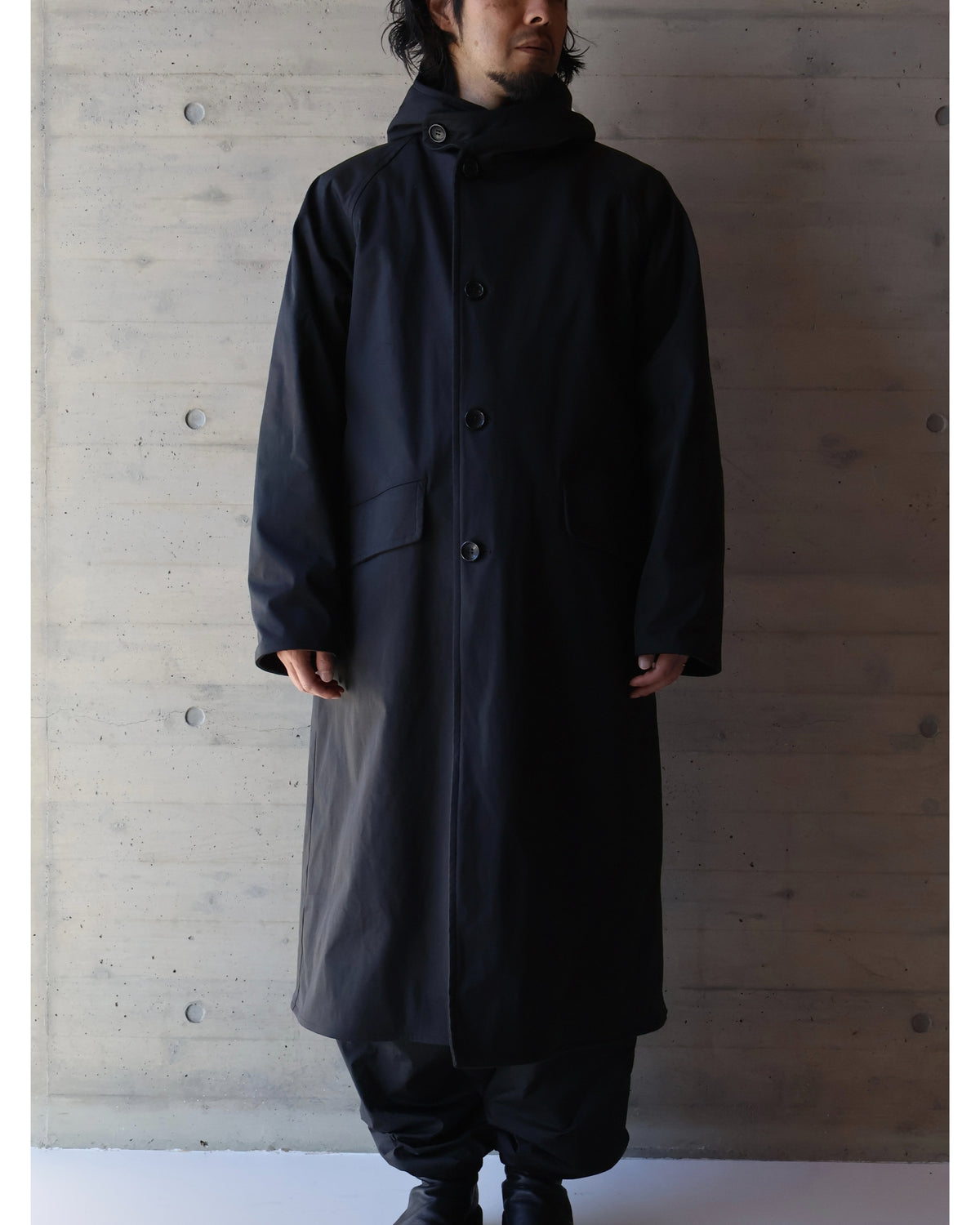 【Ten c × COMOLI】 HOODED COAT BLACK
