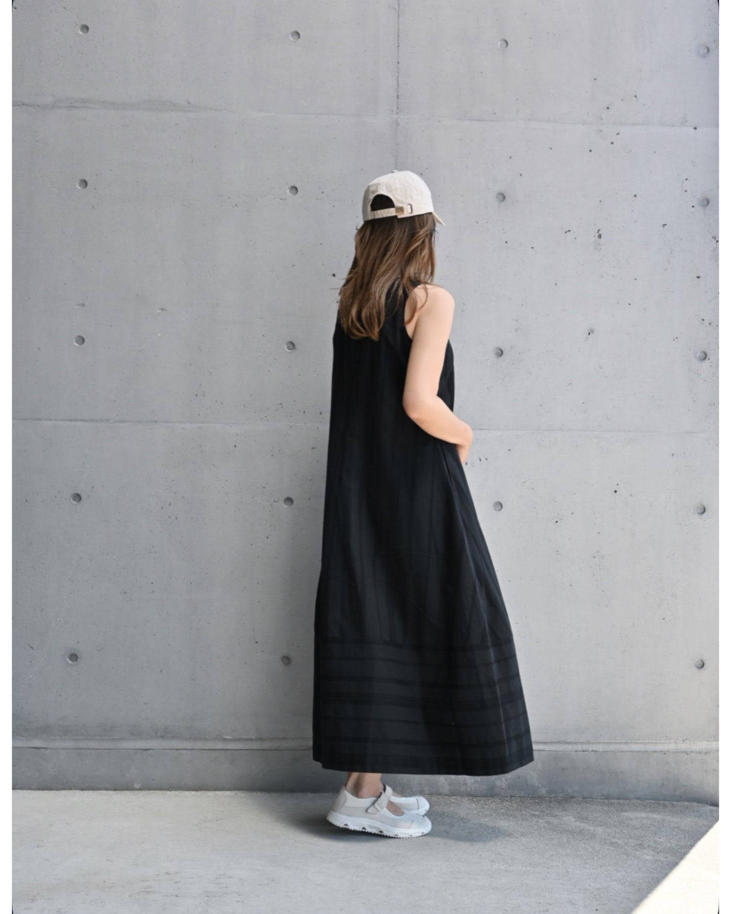 SLADOLED PARLOR CAP
