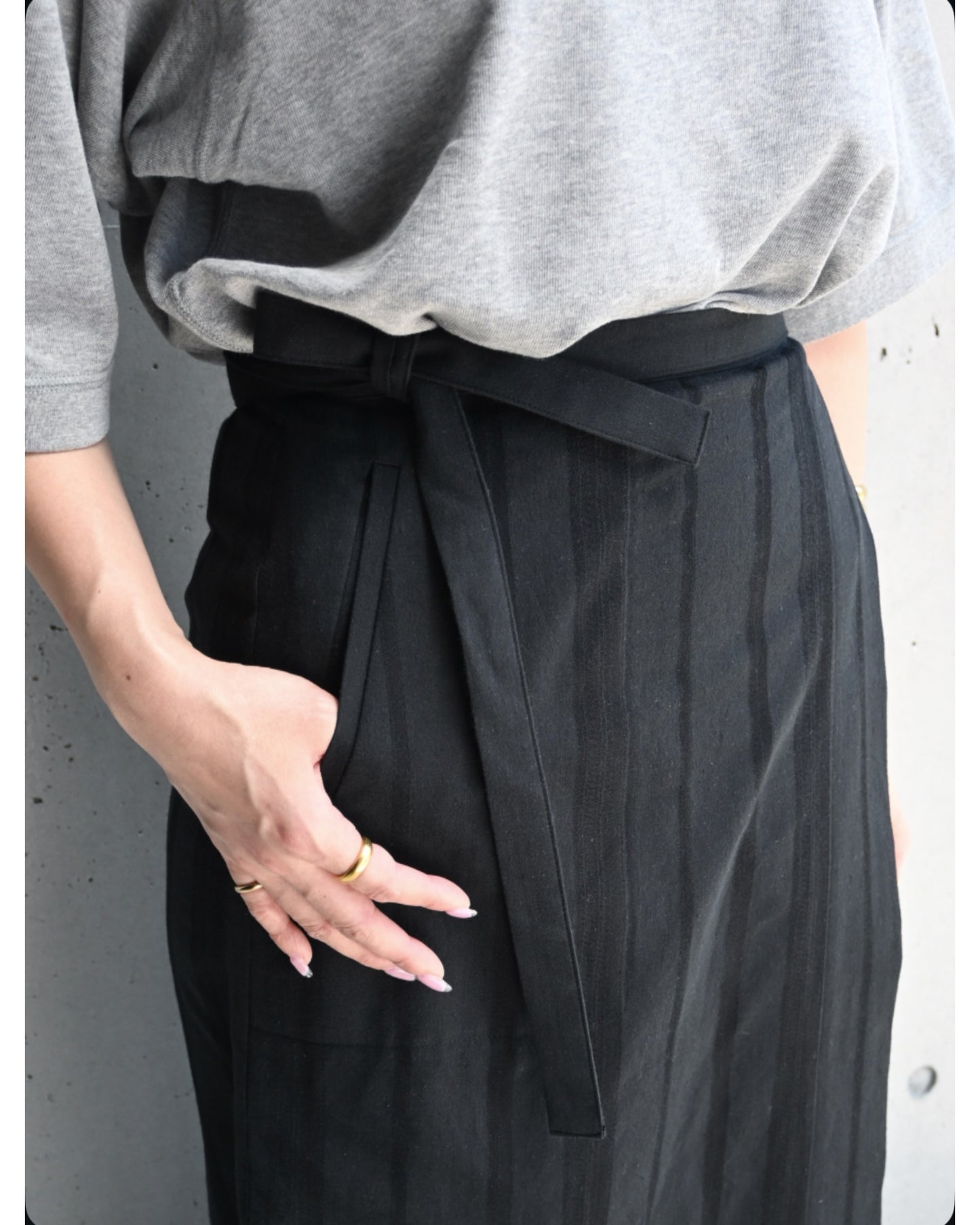 LINEN STRIPED WRAP SKIRT