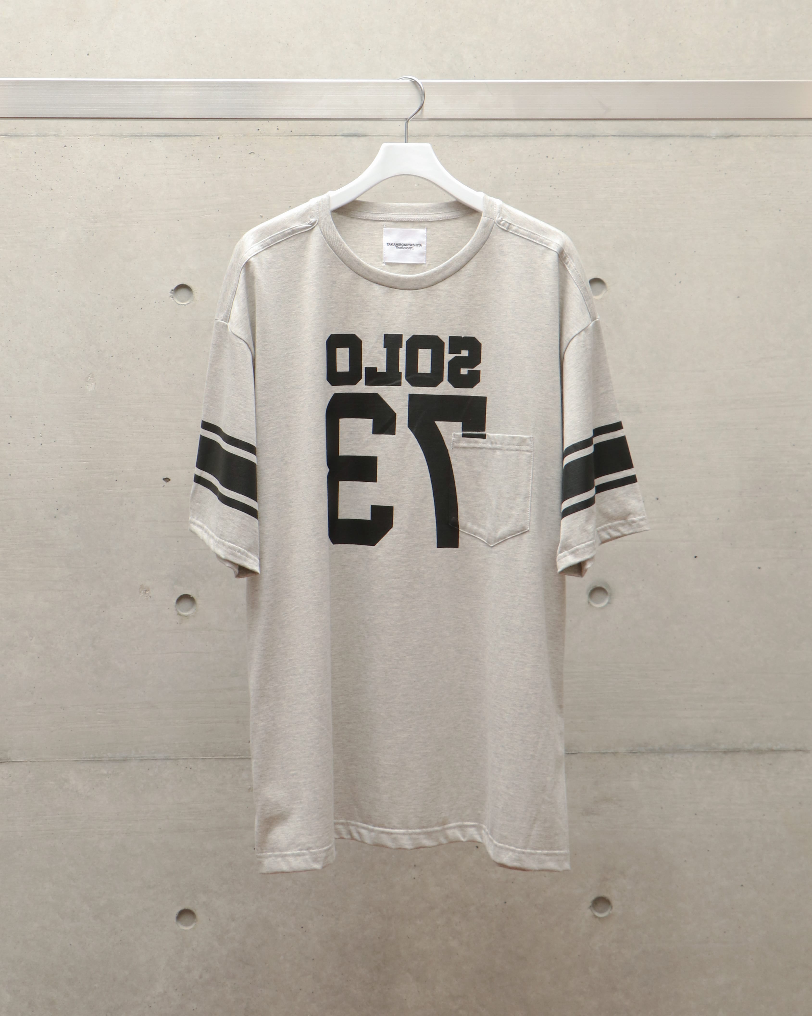 SOLO73.(oversized s/s pocket tee) GRAY – TIME AFTER TIME