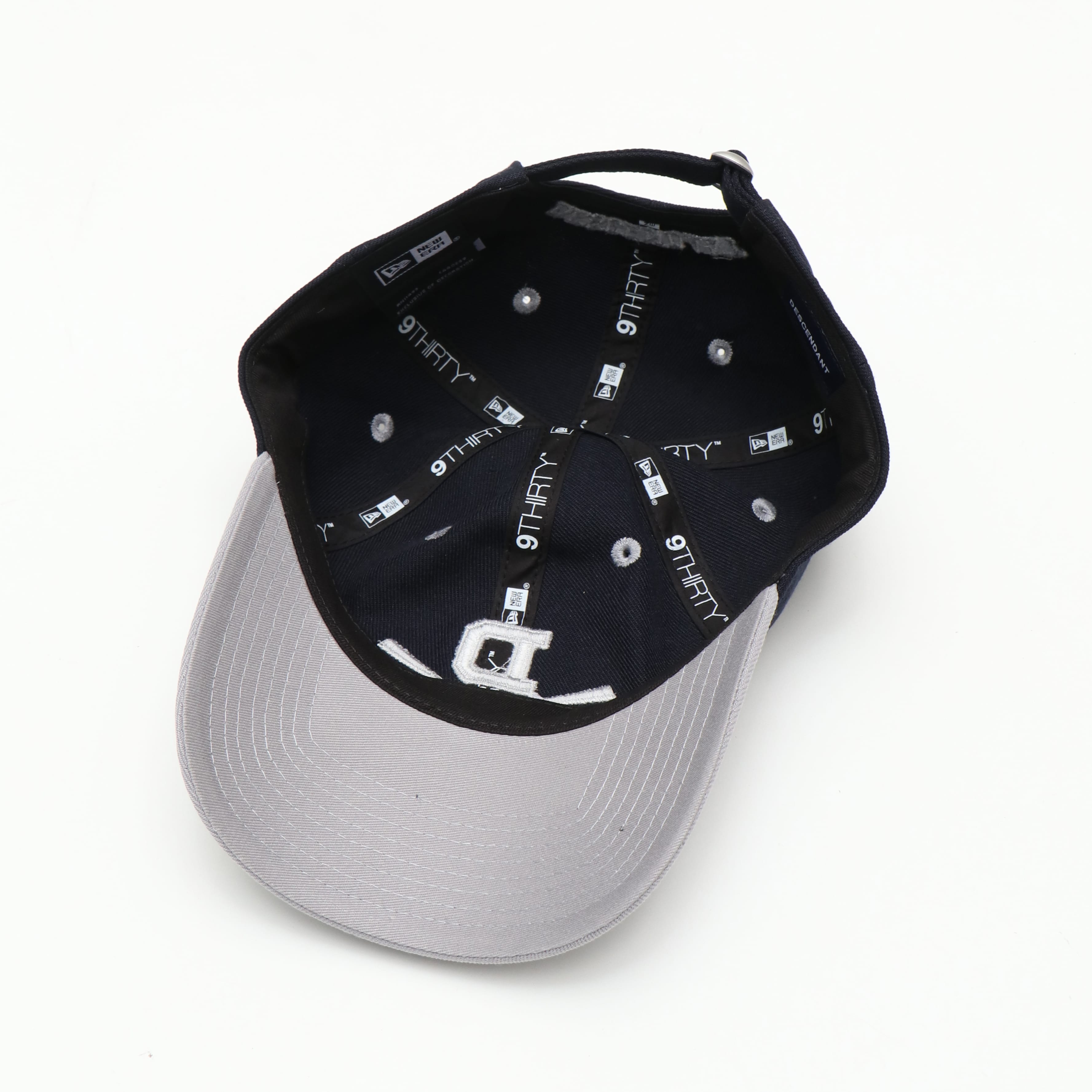 CROSS PADDLE 9THIRTY NEWERA NAVY – TIME AFTER TIME