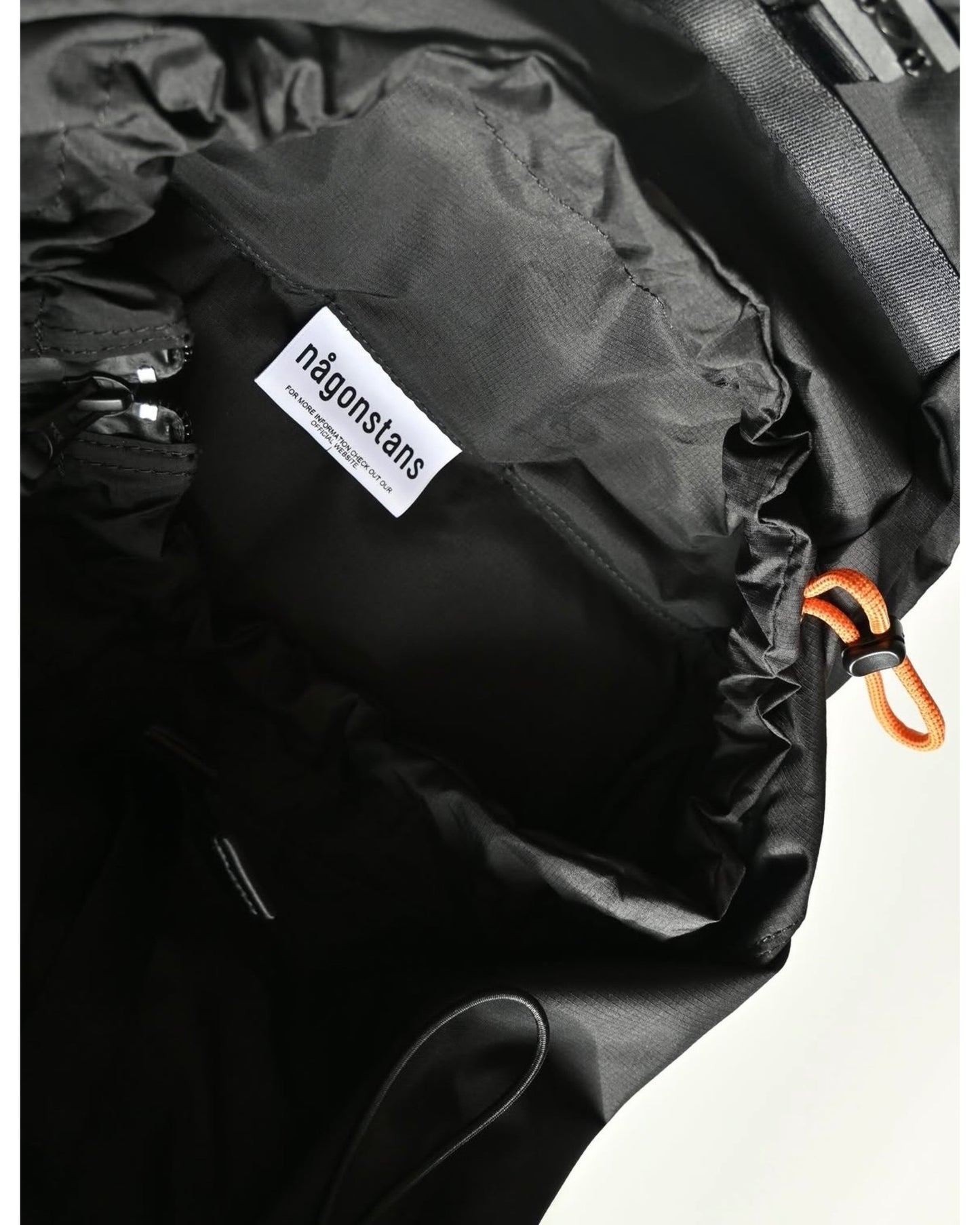 ボブリップ Zip Backpack