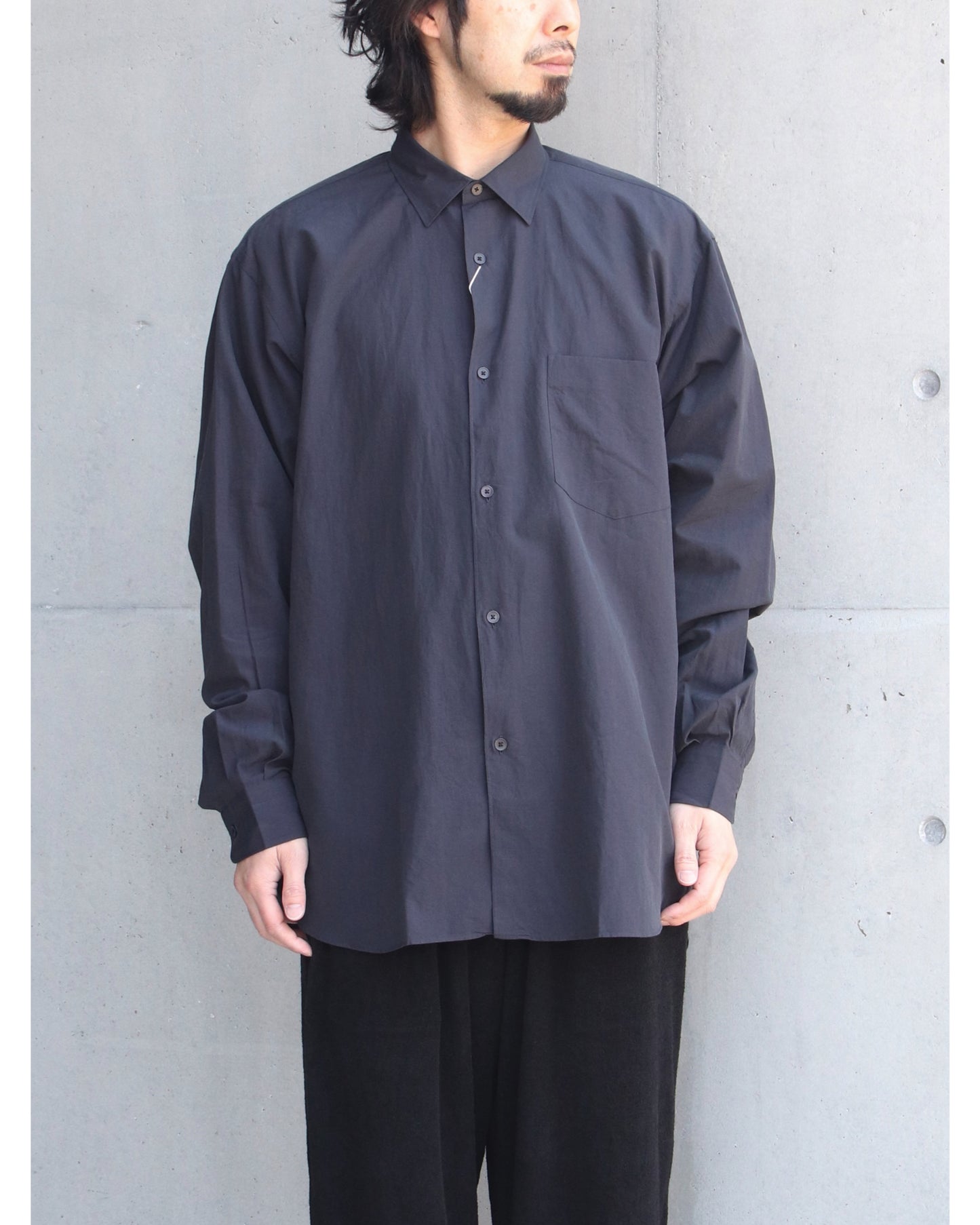コモリ シャツ NAVY