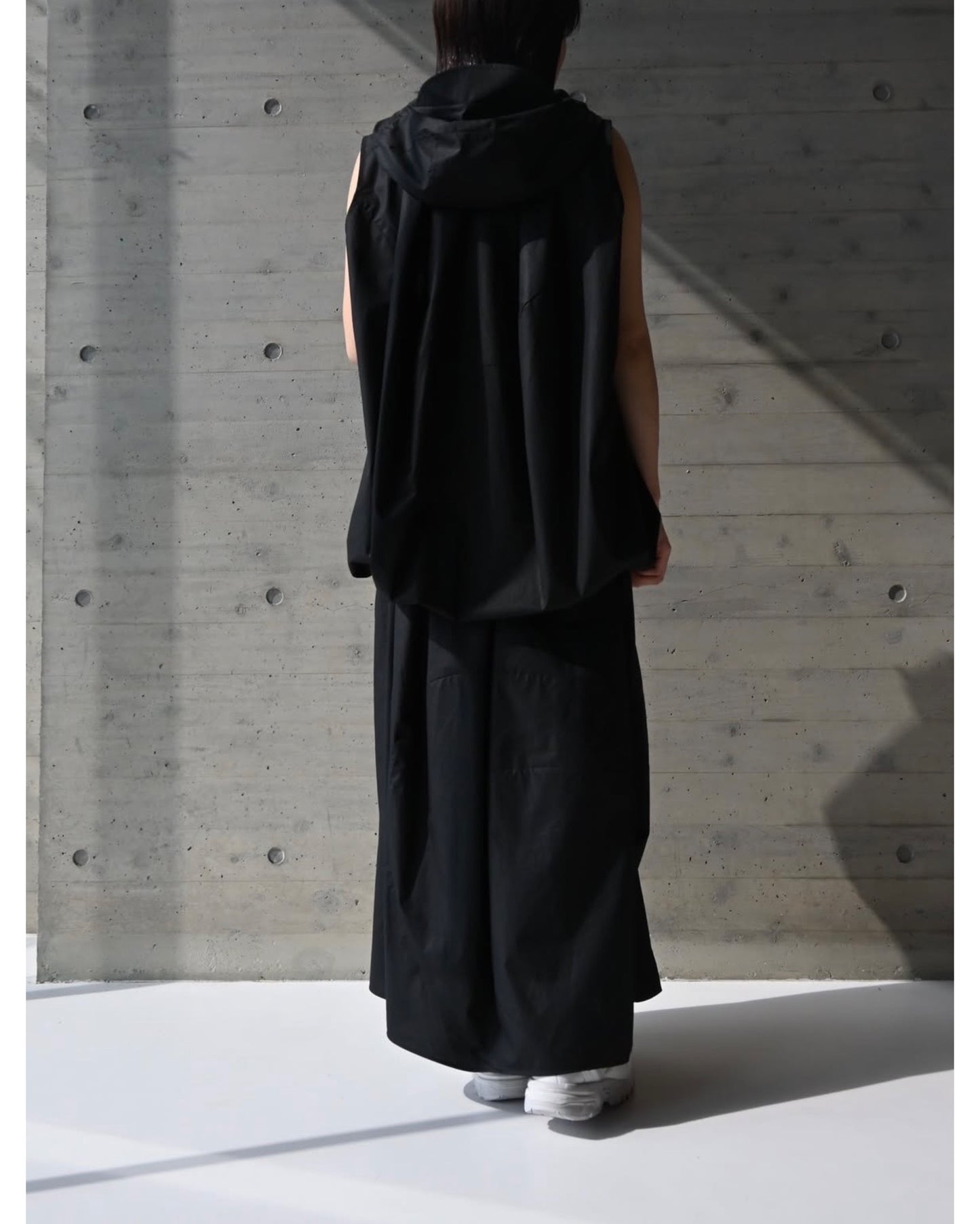 シリコンタイプライター Hooded Vest