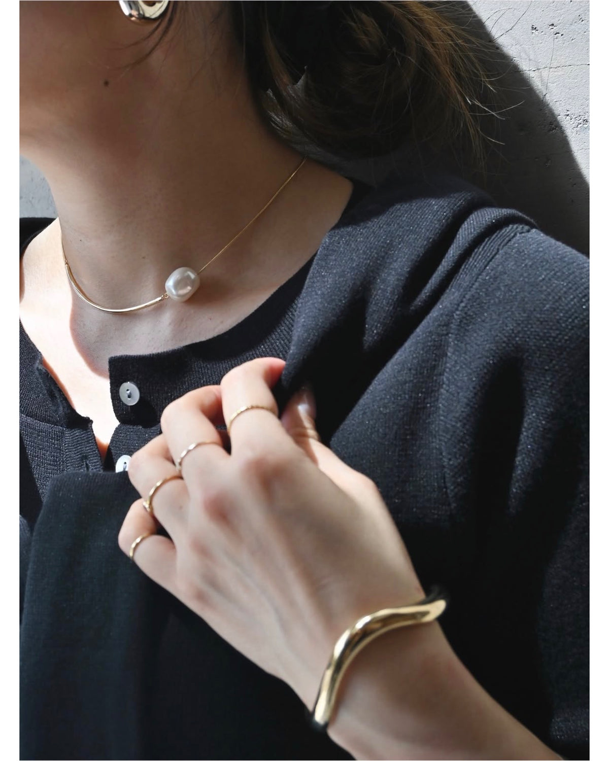 NUANCE WAVE BANGLE
