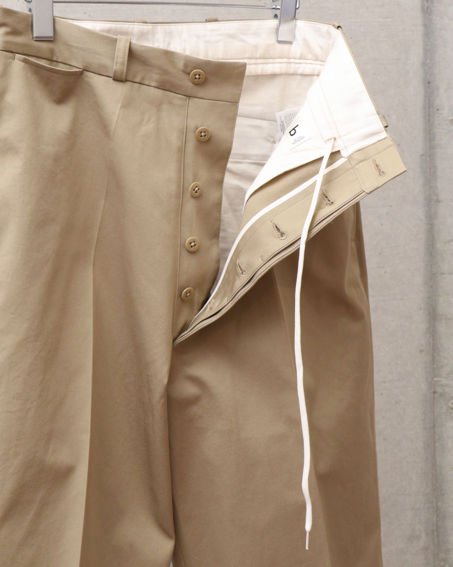 2046D Chino Pants