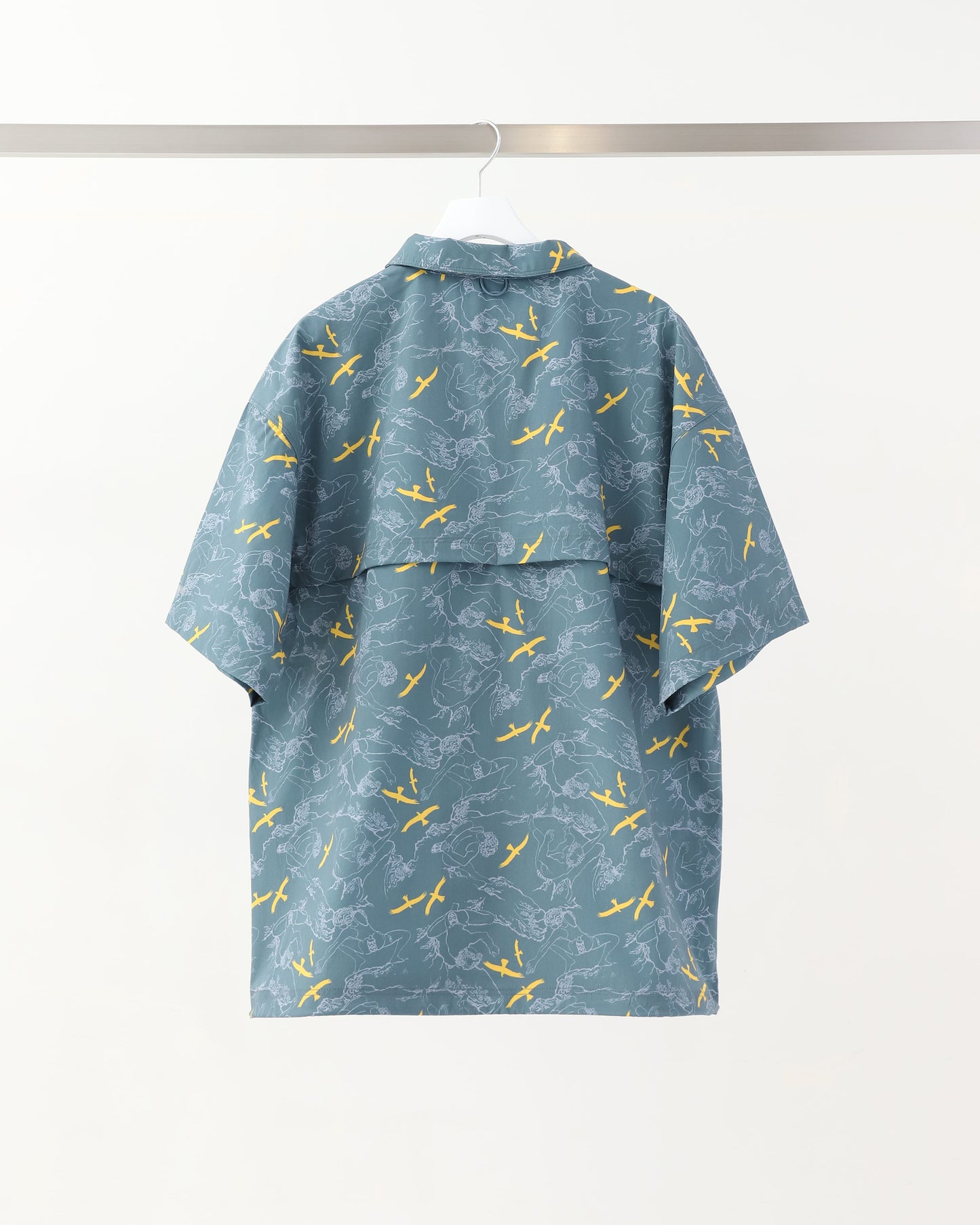 PRINT SLANT S/S SHIRT