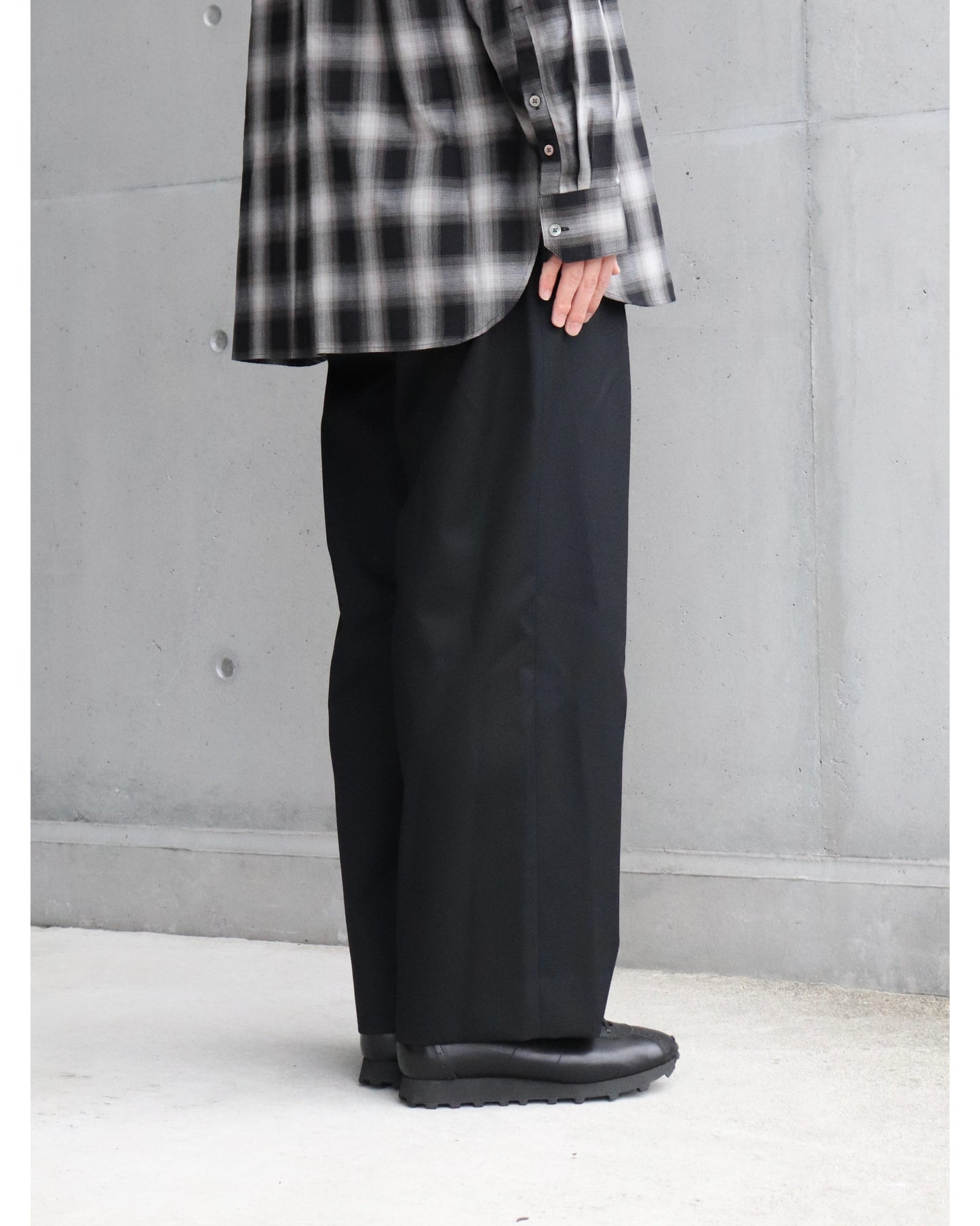 EASY WIDE TROUSERS BLACK