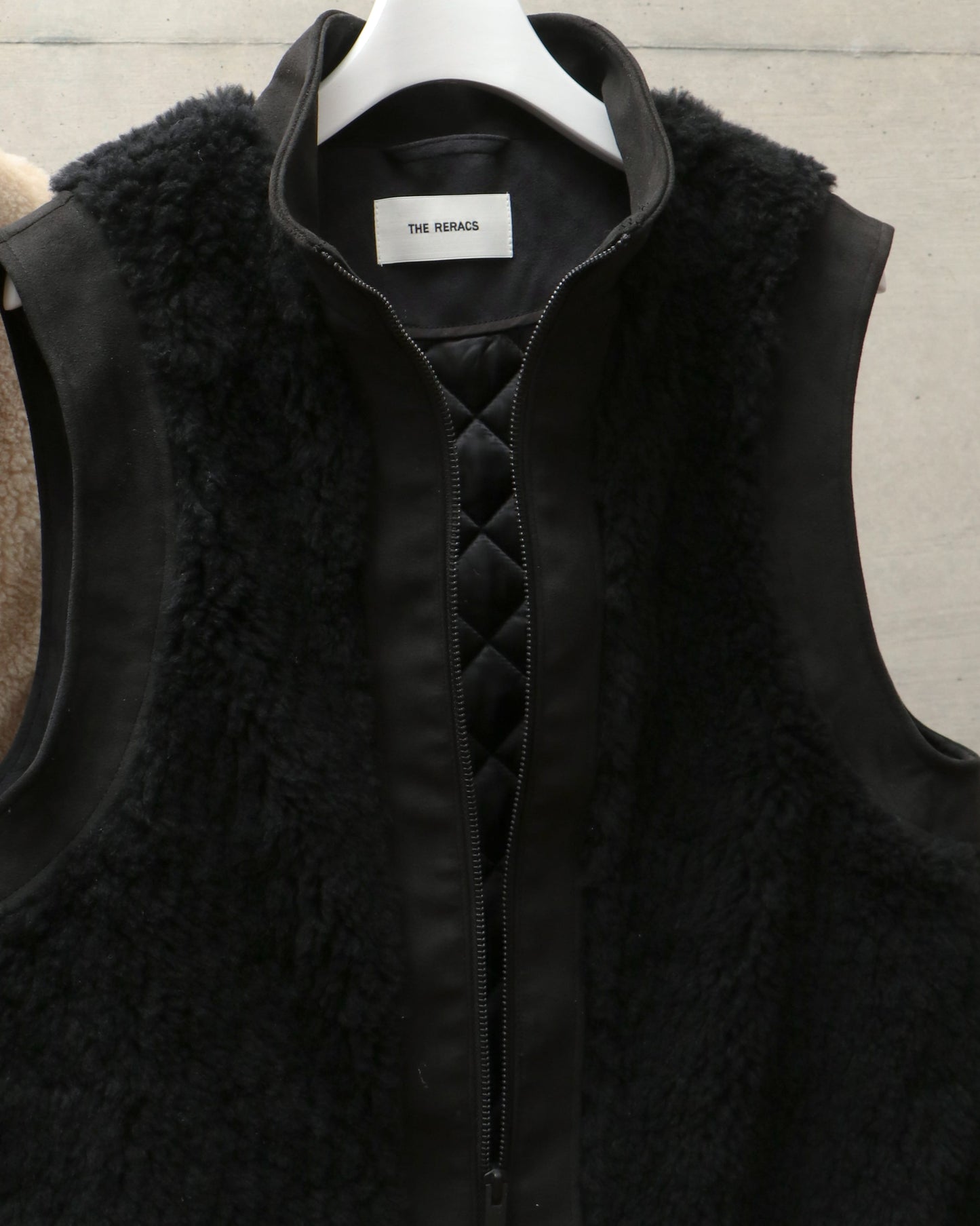 STAND COLLAR LONG BOA VEST