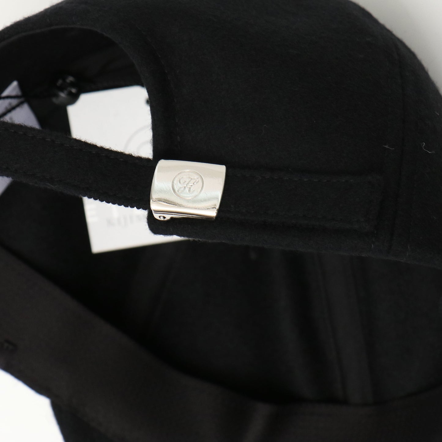 MELTON 6 PANEL CAP BLACK