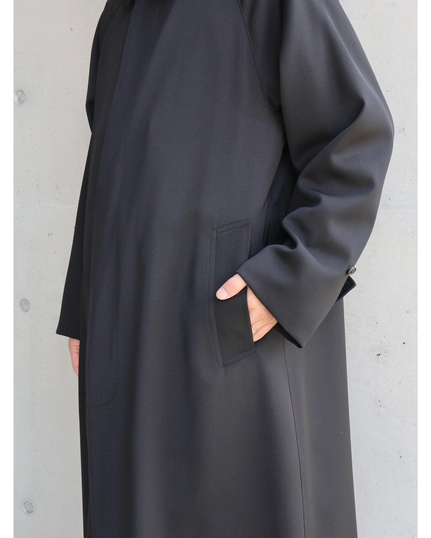 ウールギャバ バルカラーコート BLACK