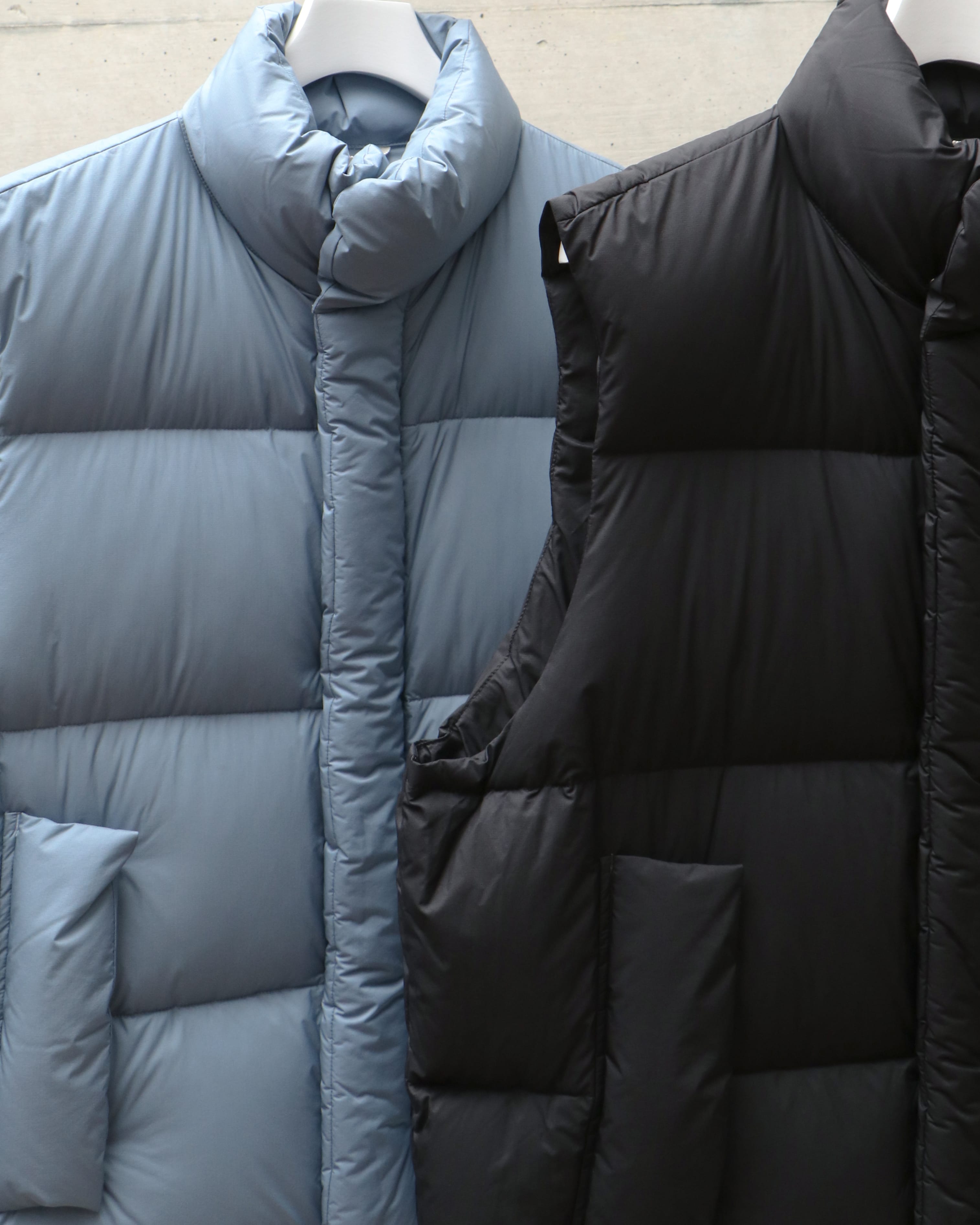 SUPER LIGHT NYLON RIPSTOP DOWN VEST