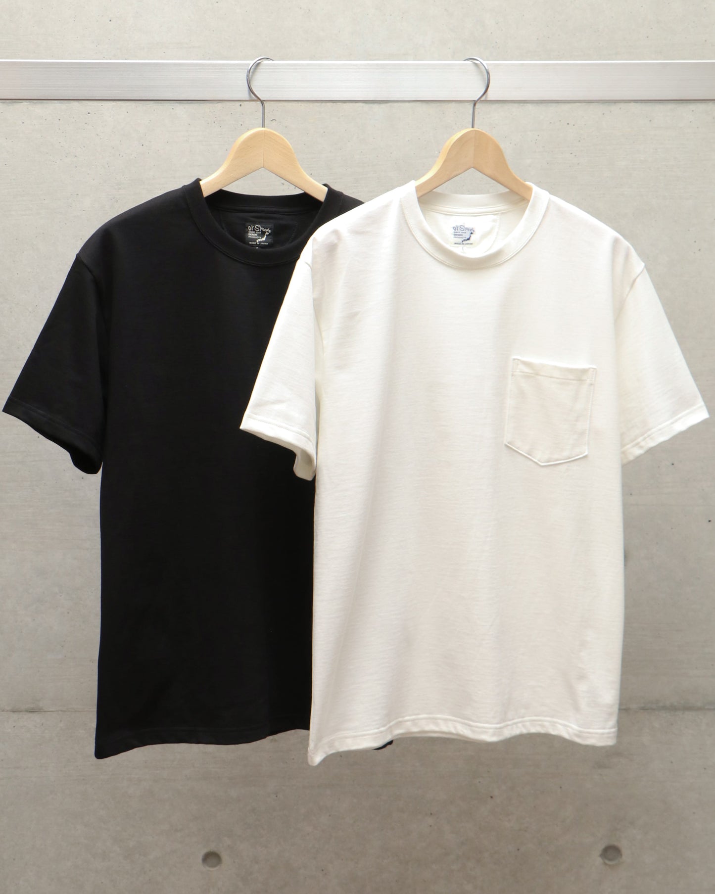 POCKET T-SHIRT