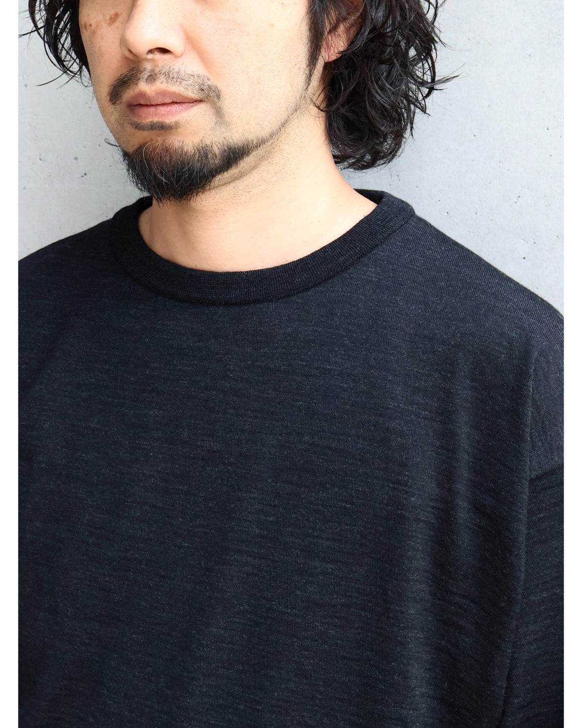 ウール クルーネックニット CHARCOAL