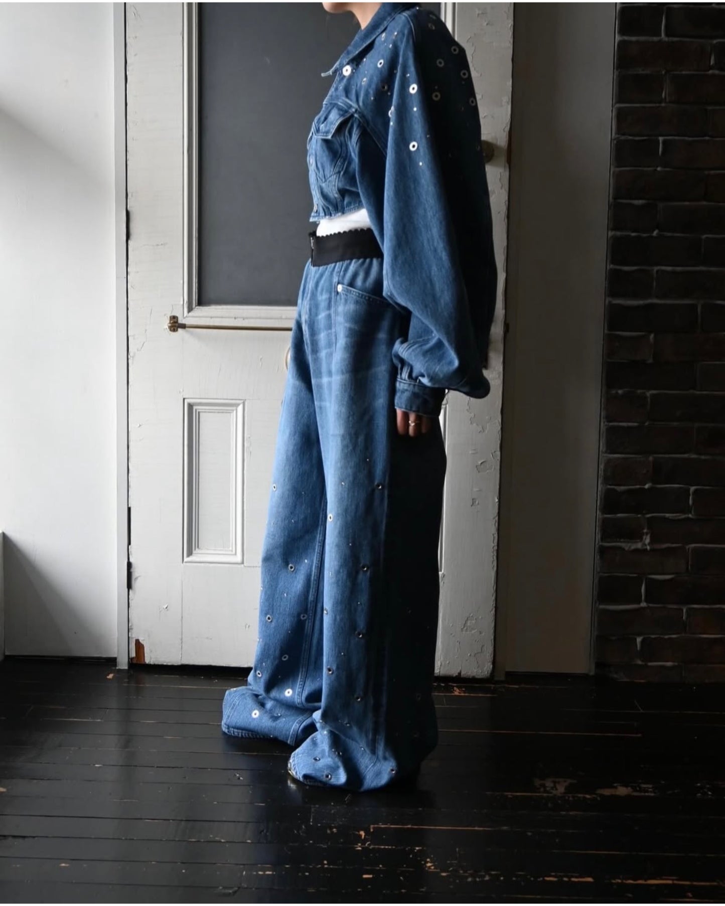 ORGANIC COTTON DENIM WIDE-LEG JEANS WITH STUDS