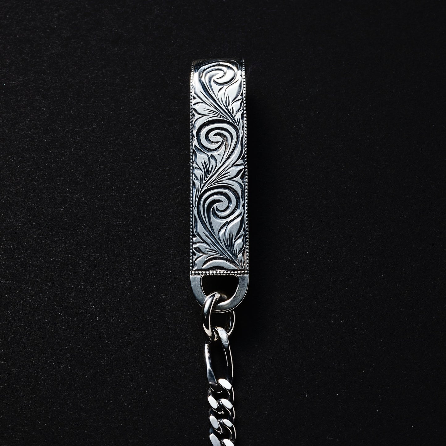 Engraved Narrow Wallet Chain (Short)