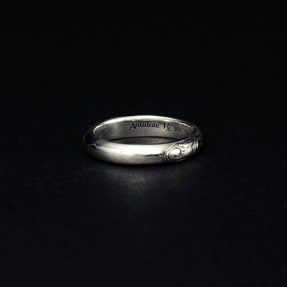 Engraved Round Ring