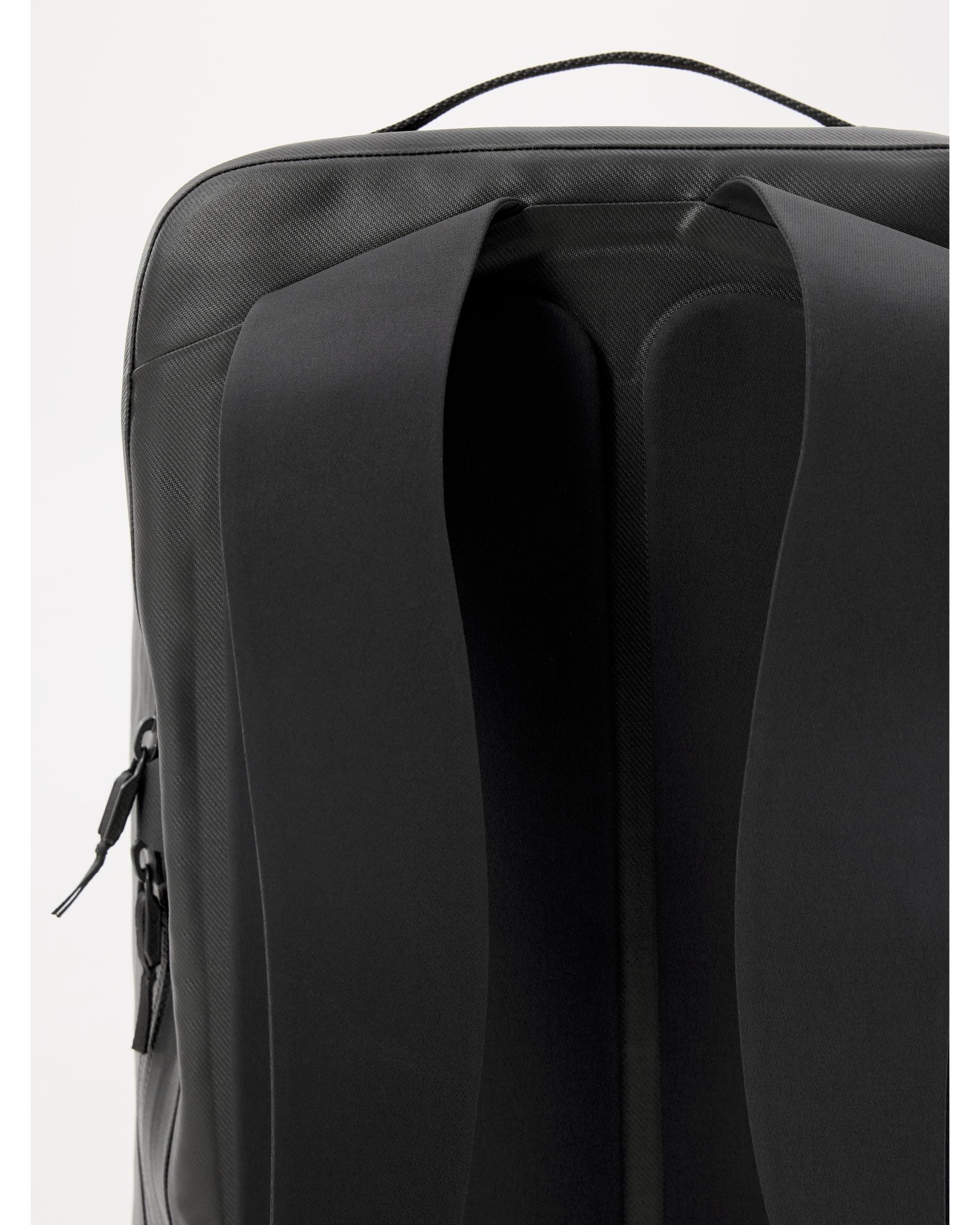 ANODIC BACKPACK BLACK – TIME AFTER TIME
