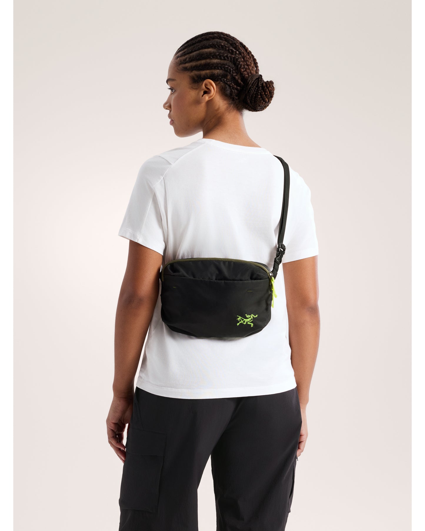 Heliad Crossbody