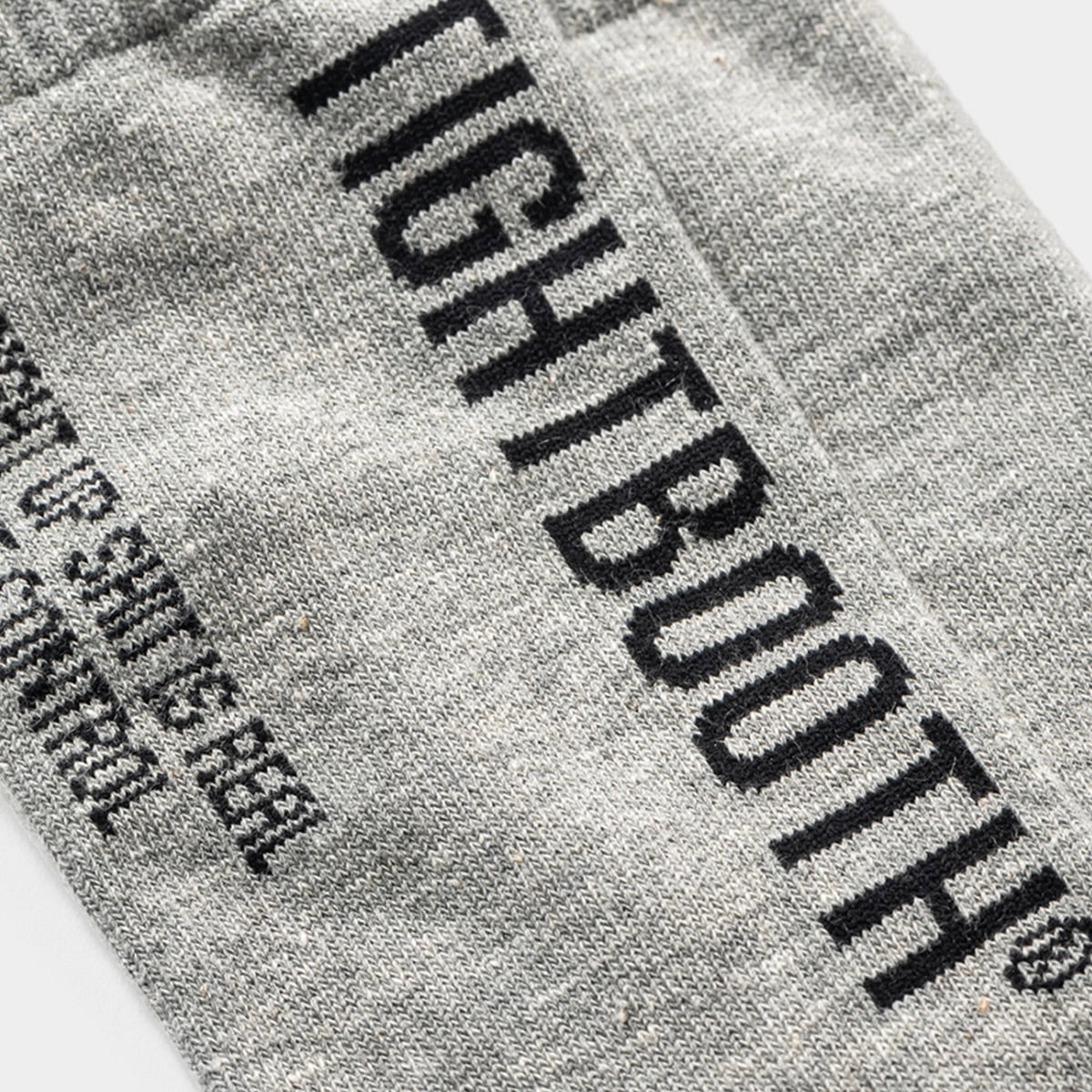 LABEL LOGO SOCKS