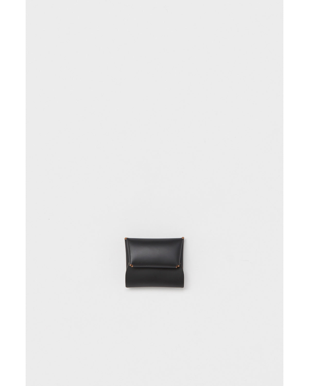 assemble coin case black